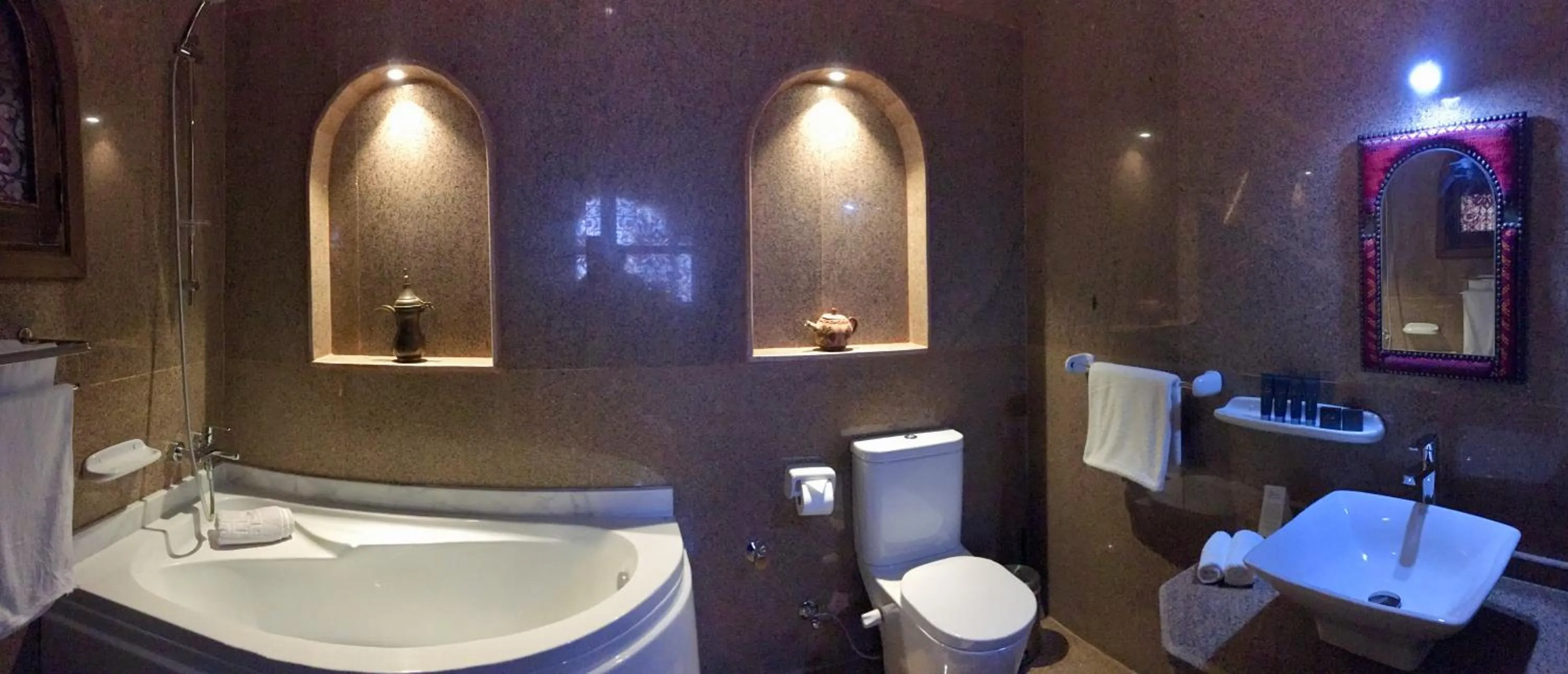 Bathroom in Djorff Palace