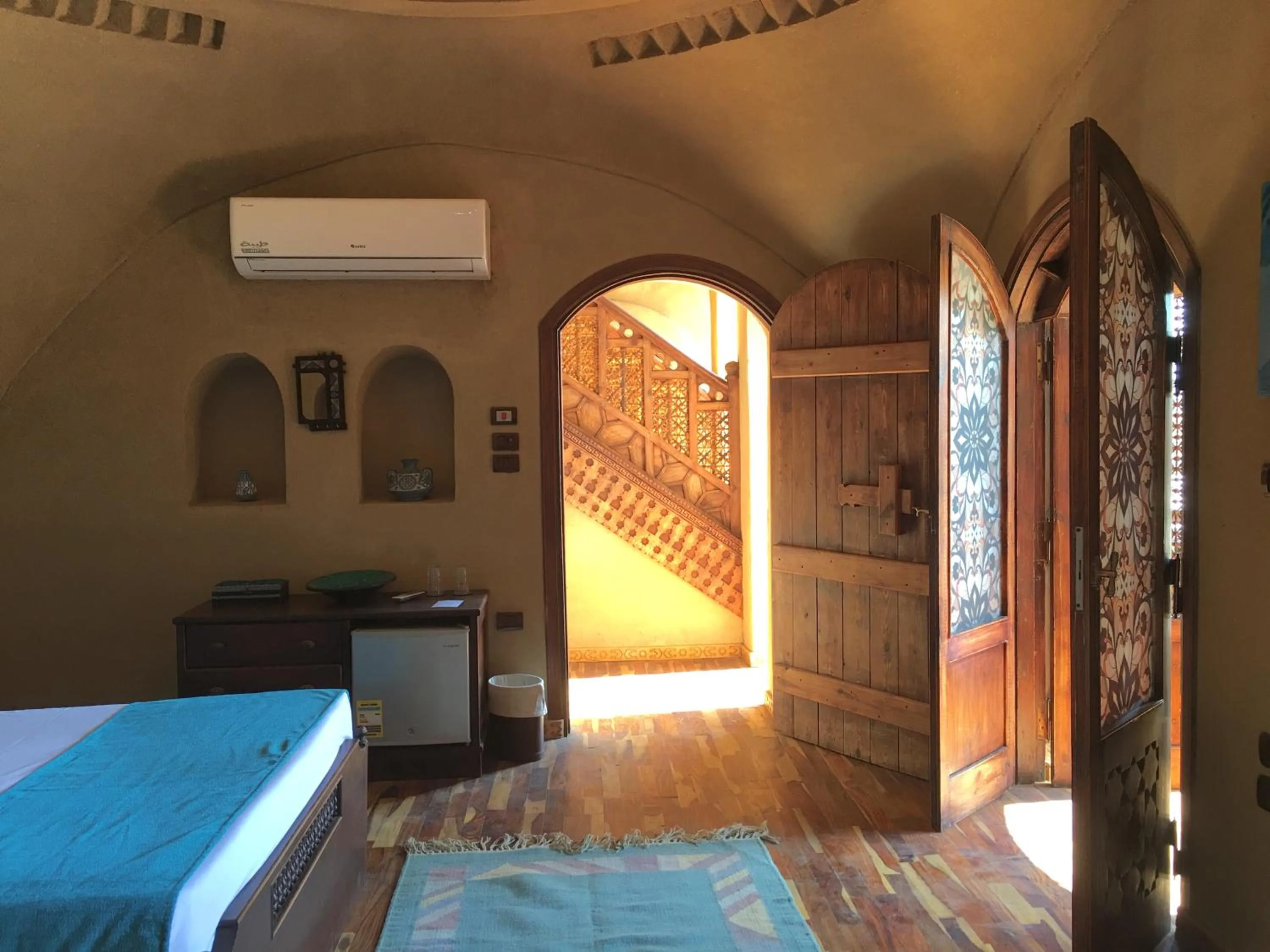 Bedroom, Bed in Djorff Palace