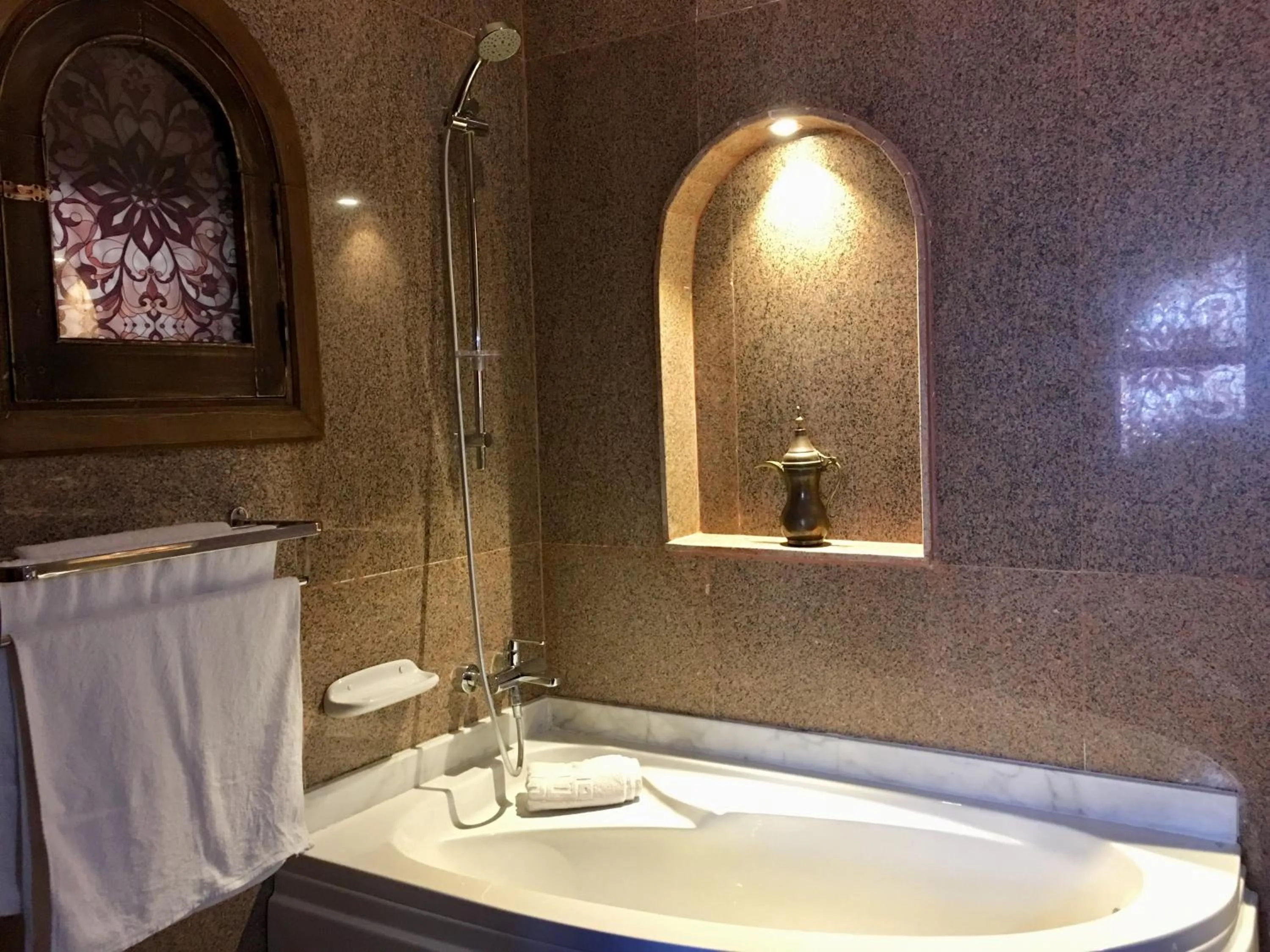 Bathroom in Djorff Palace