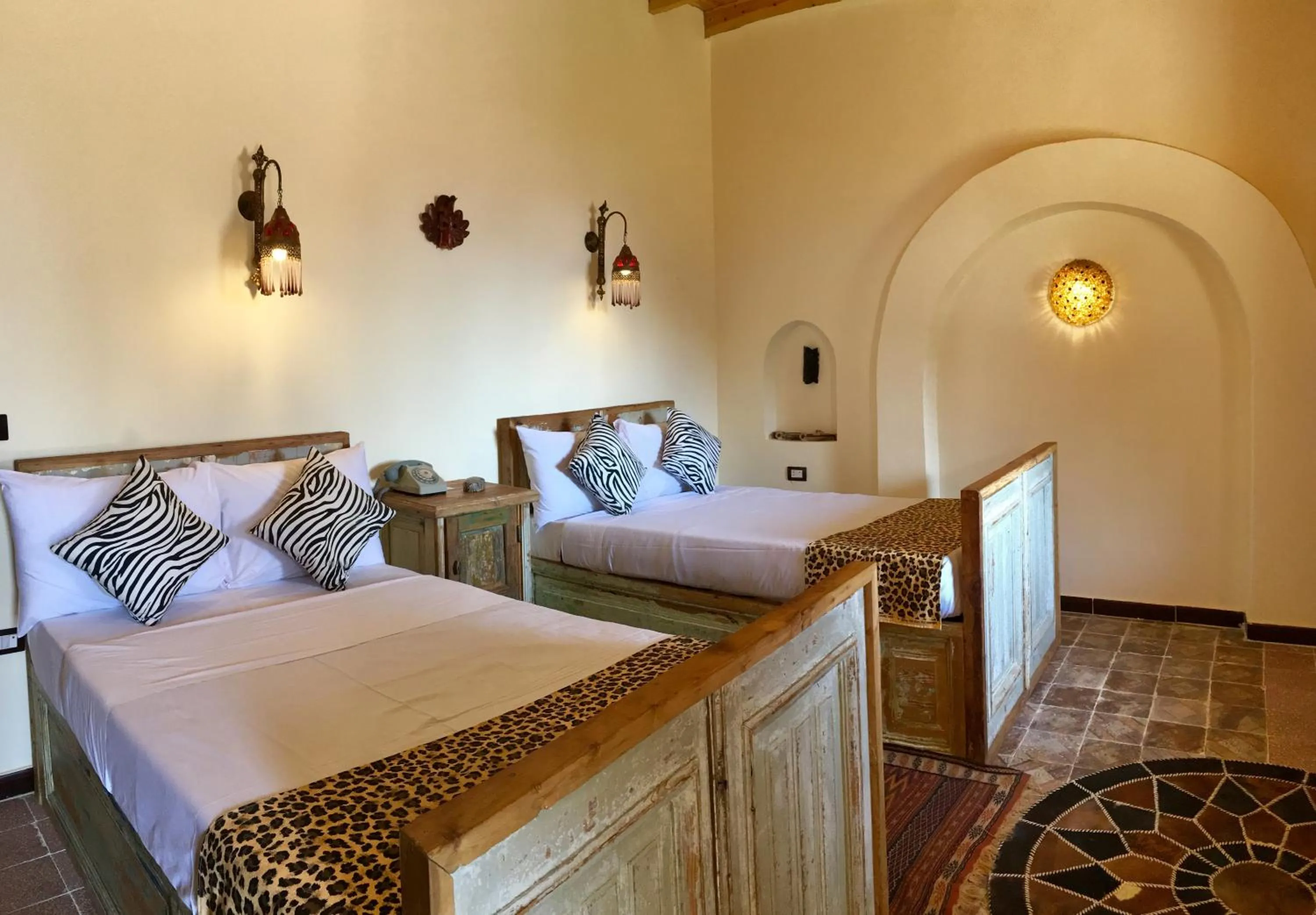 Bedroom, Bed in Djorff Palace