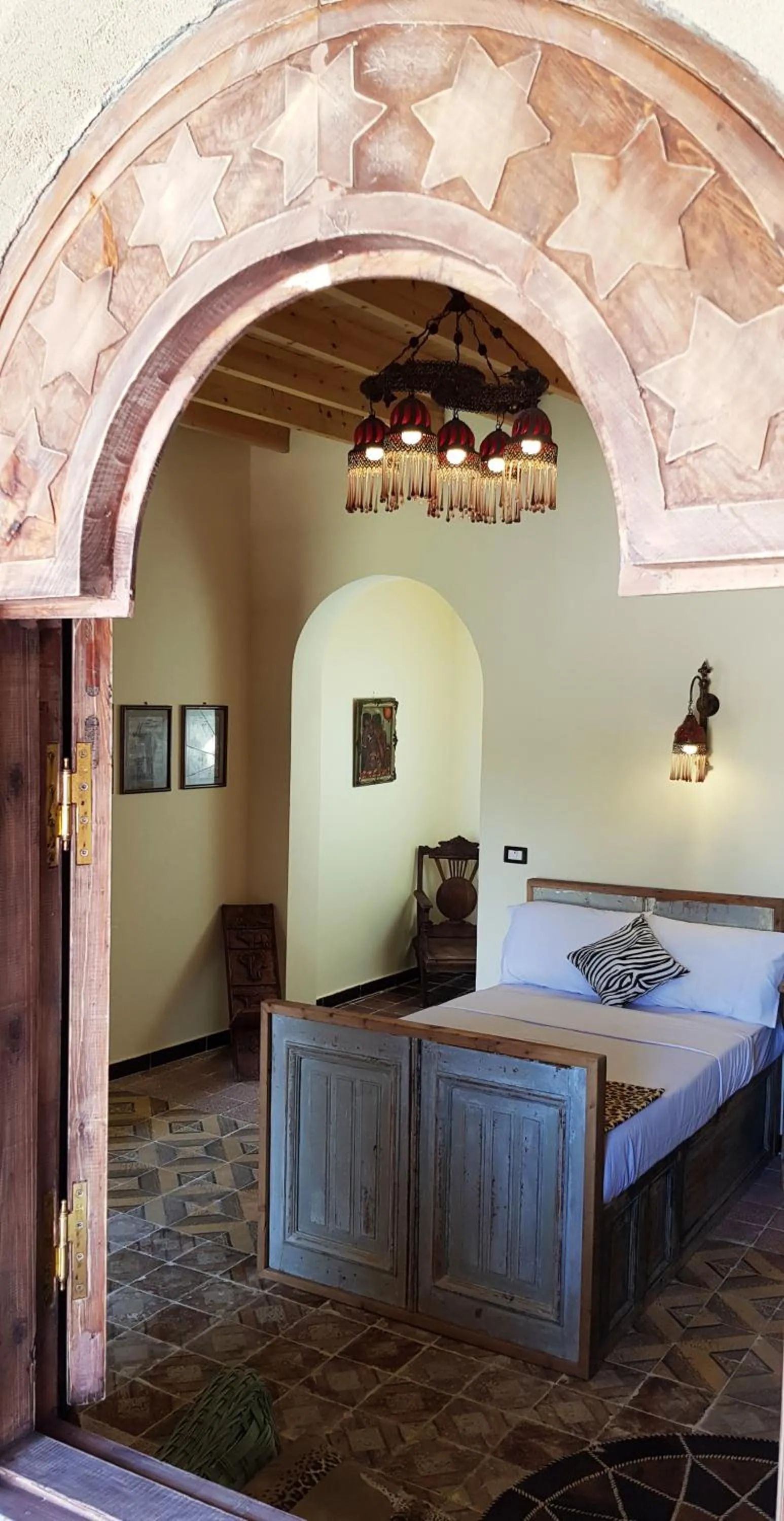 Bed in Djorff Palace