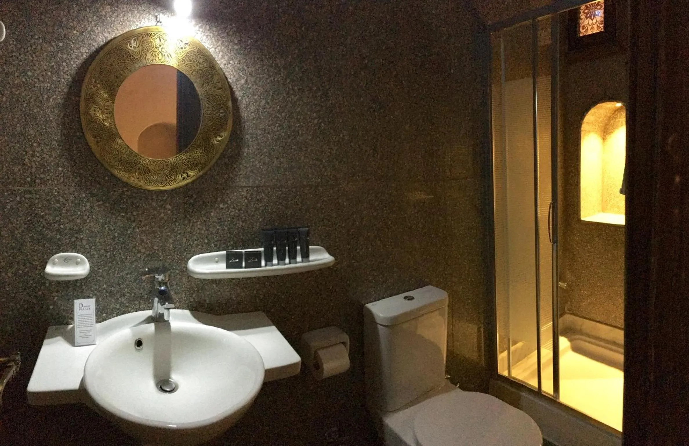 Bathroom in Djorff Palace