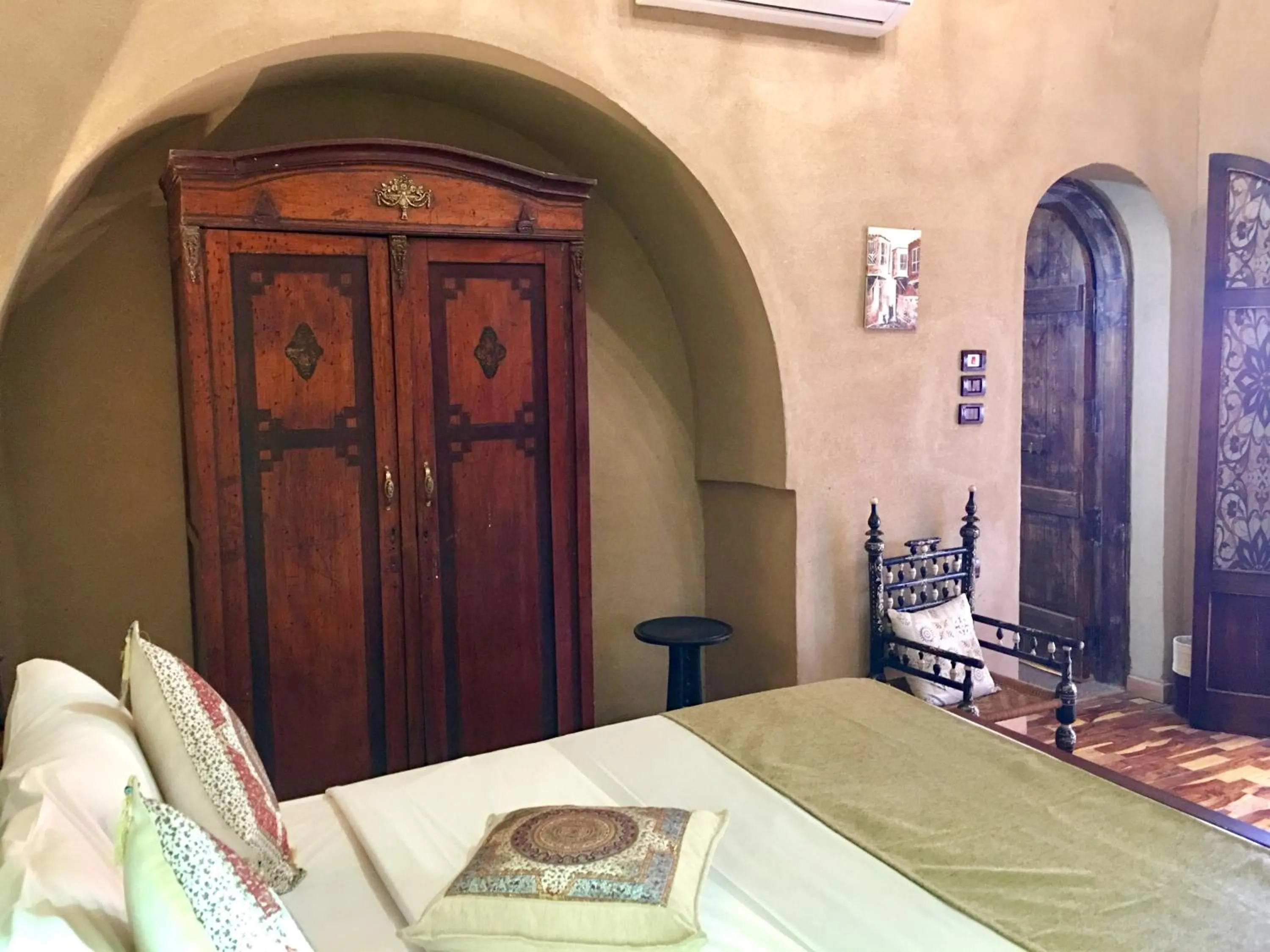 Bed in Djorff Palace