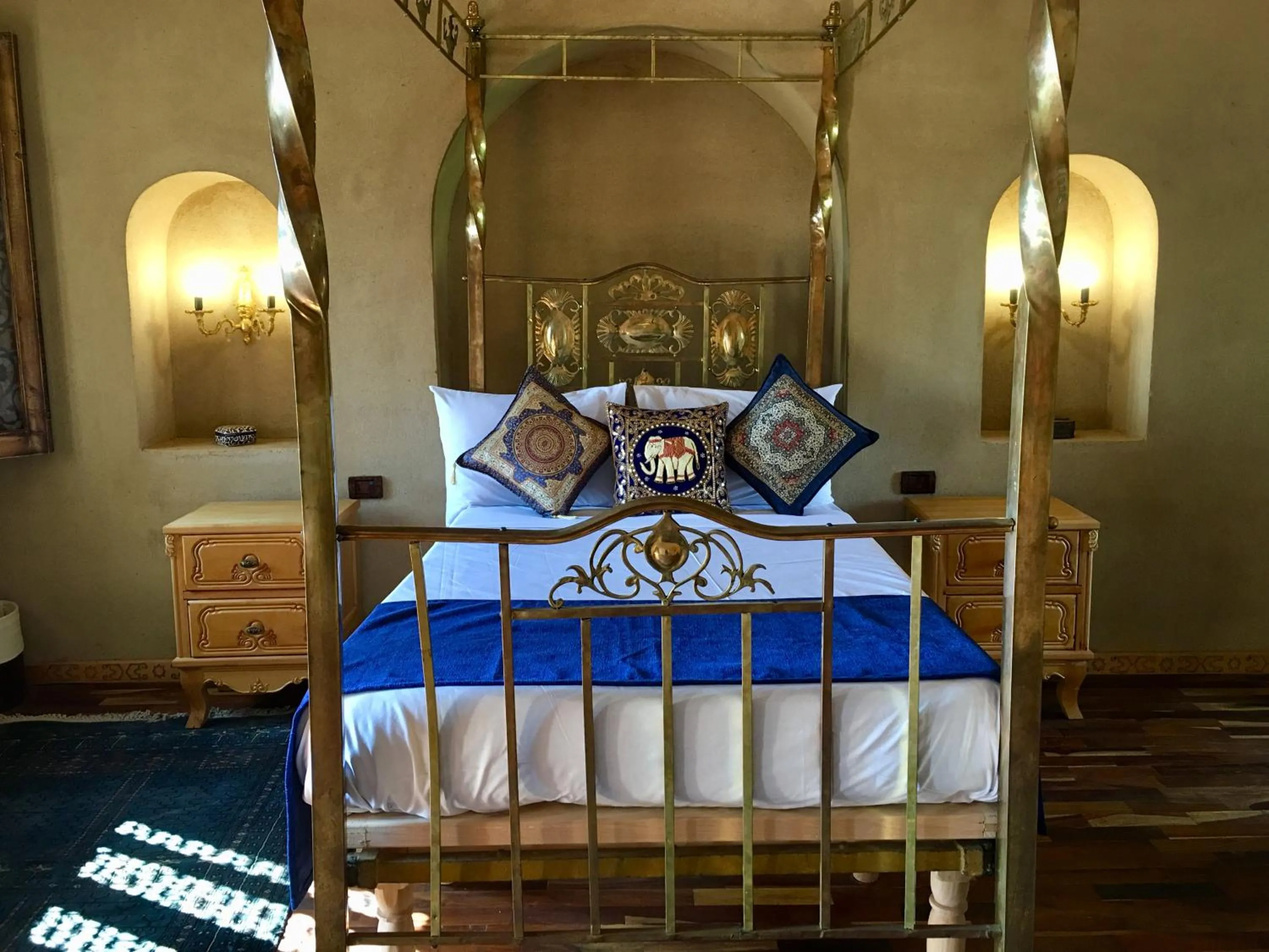Bed in Djorff Palace
