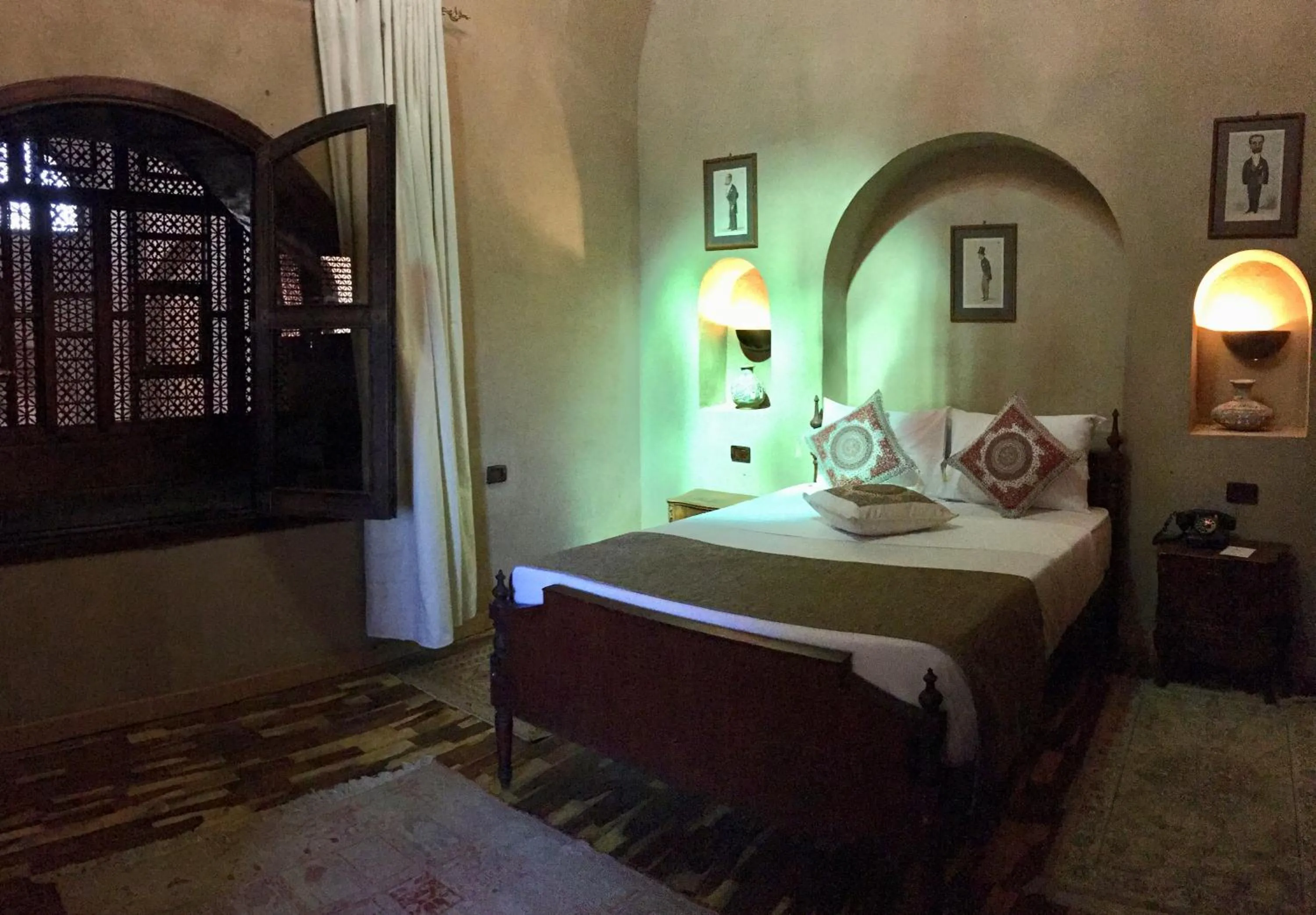 Photo of the whole room, Bed in Djorff Palace