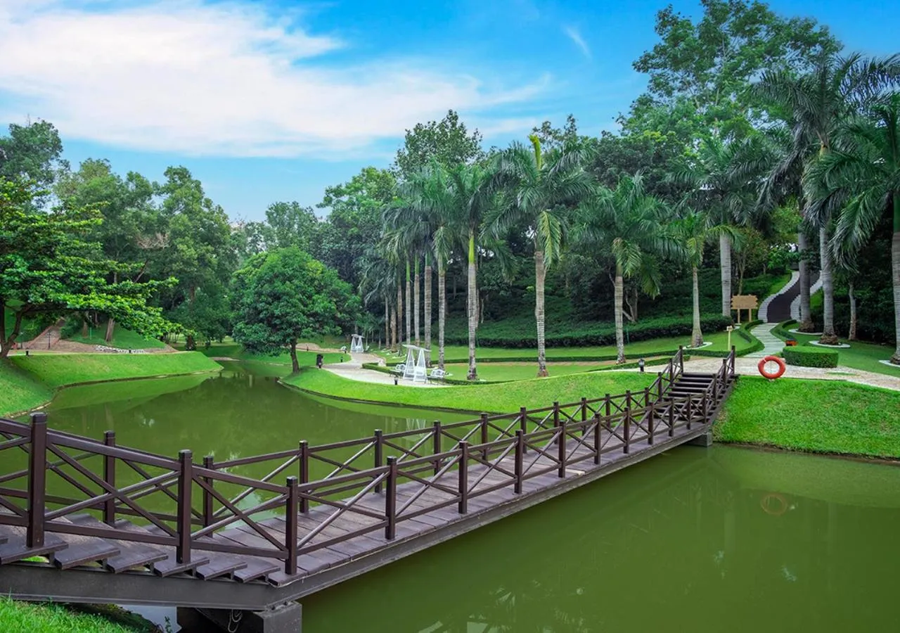 Grand Sultan Tea Resort & Golf