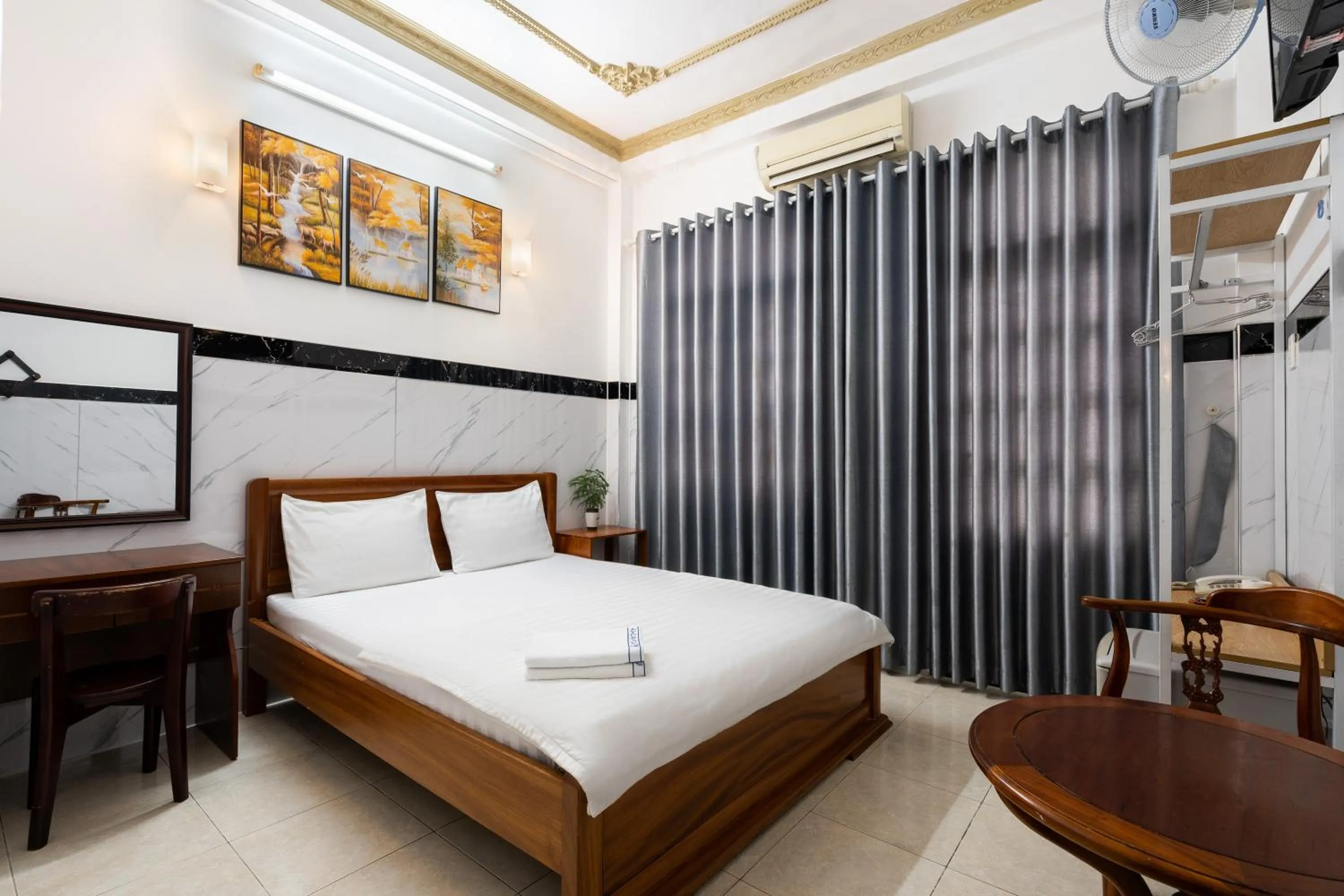 Bed in Lam Sơn Hotel