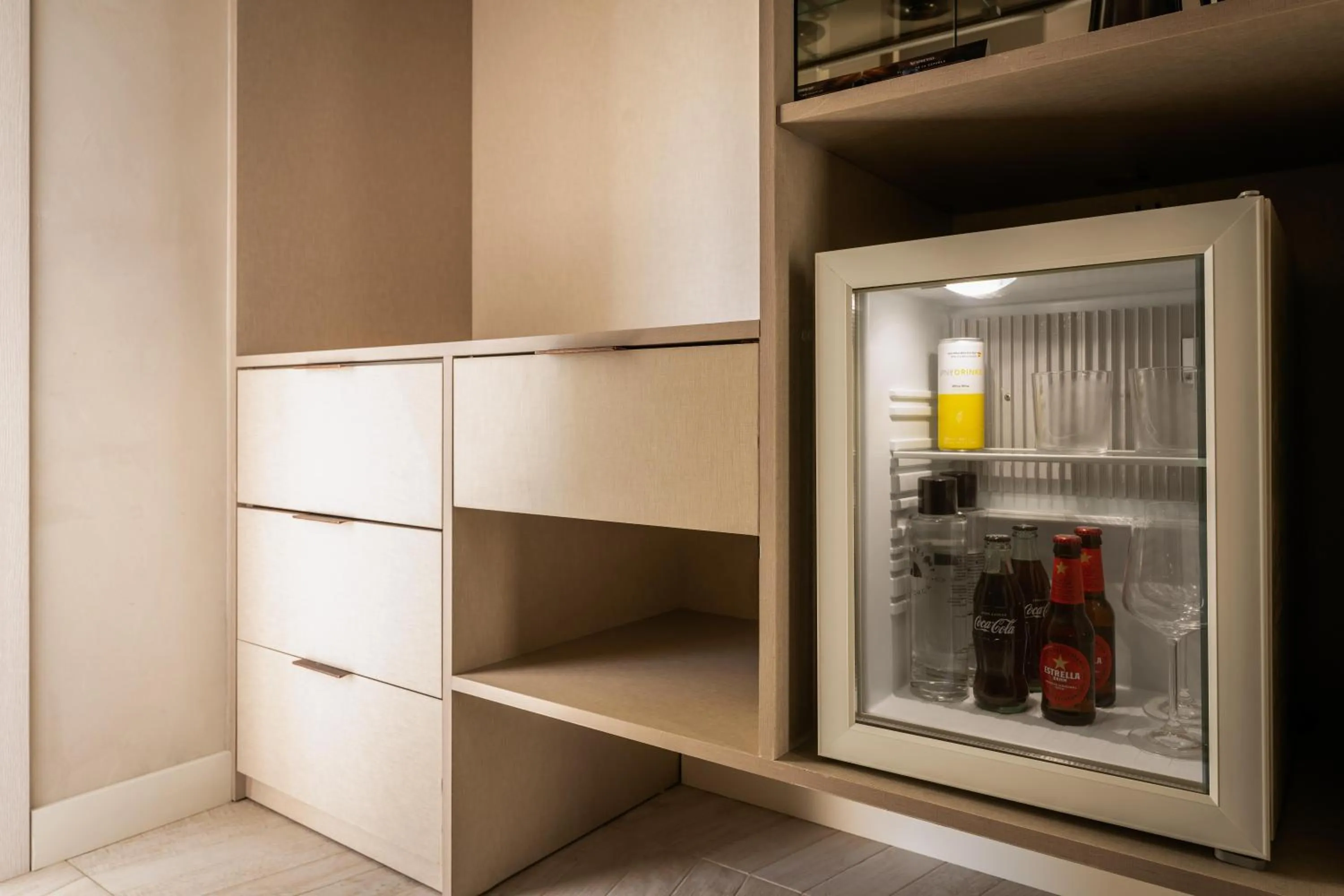 Photo of the whole room in Lago Resort Menorca - Suites del Lago Adults Only