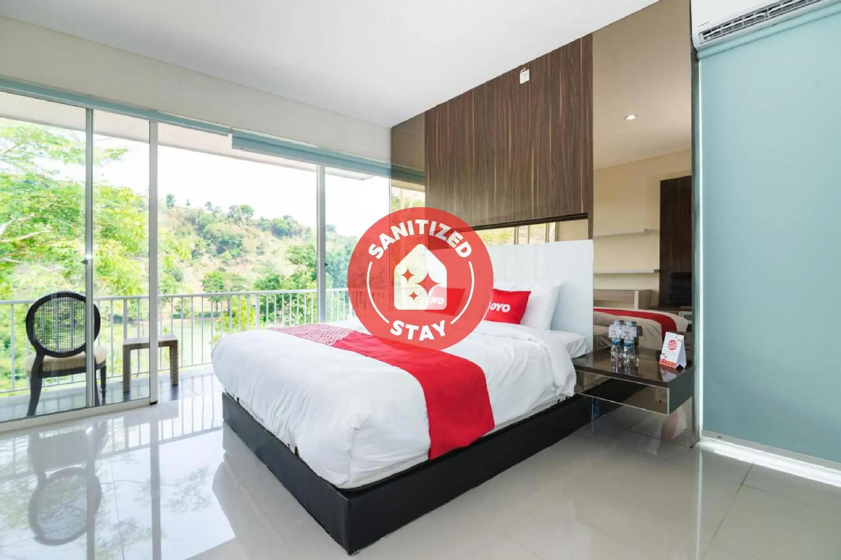 OYO 2001 Taman Dayu Villa Golf View OYO 2001 Taman Dayu Villa Golf View