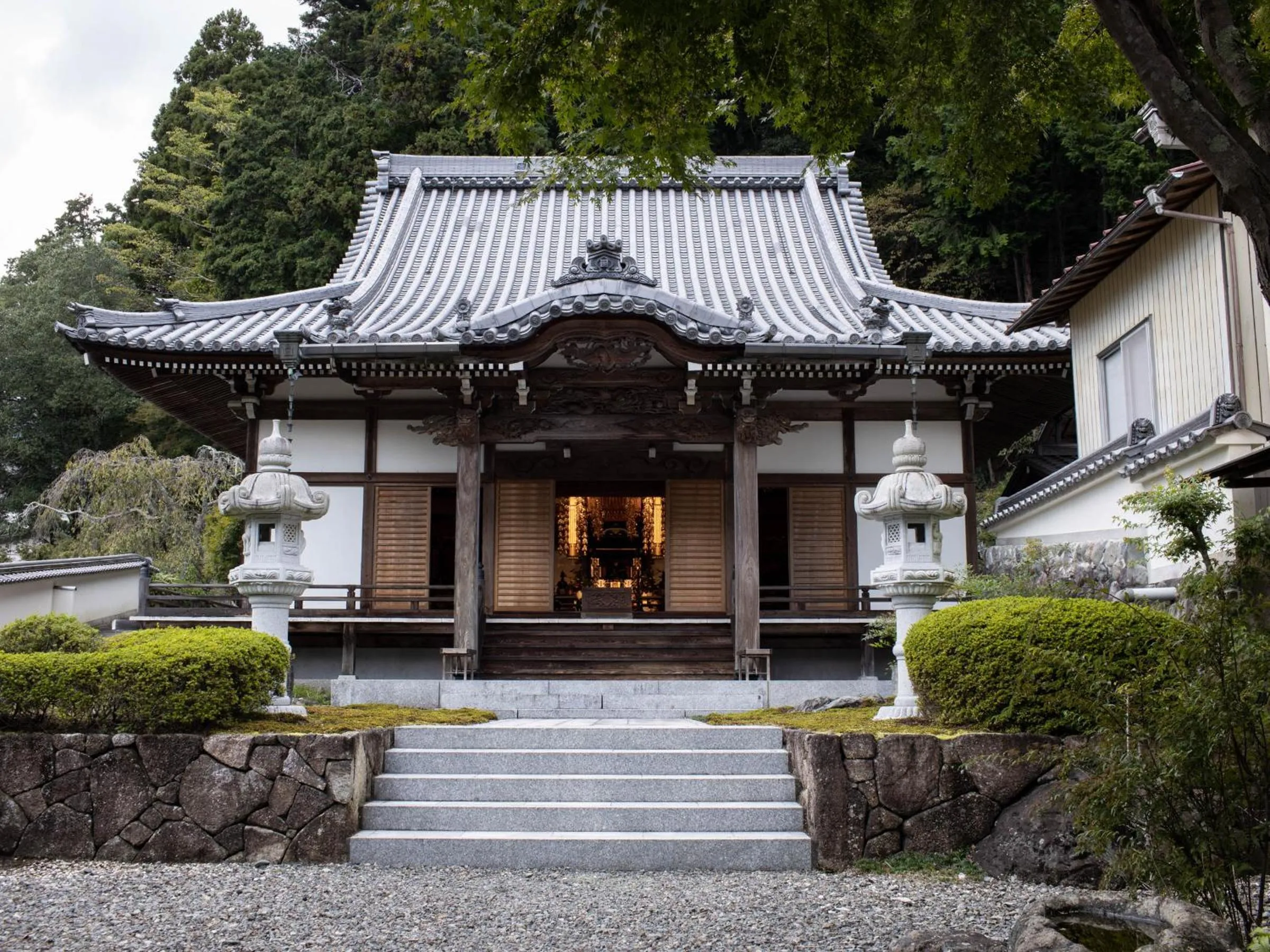 Property building in 宿坊 端場坊｜Temple Hotel Habanobo