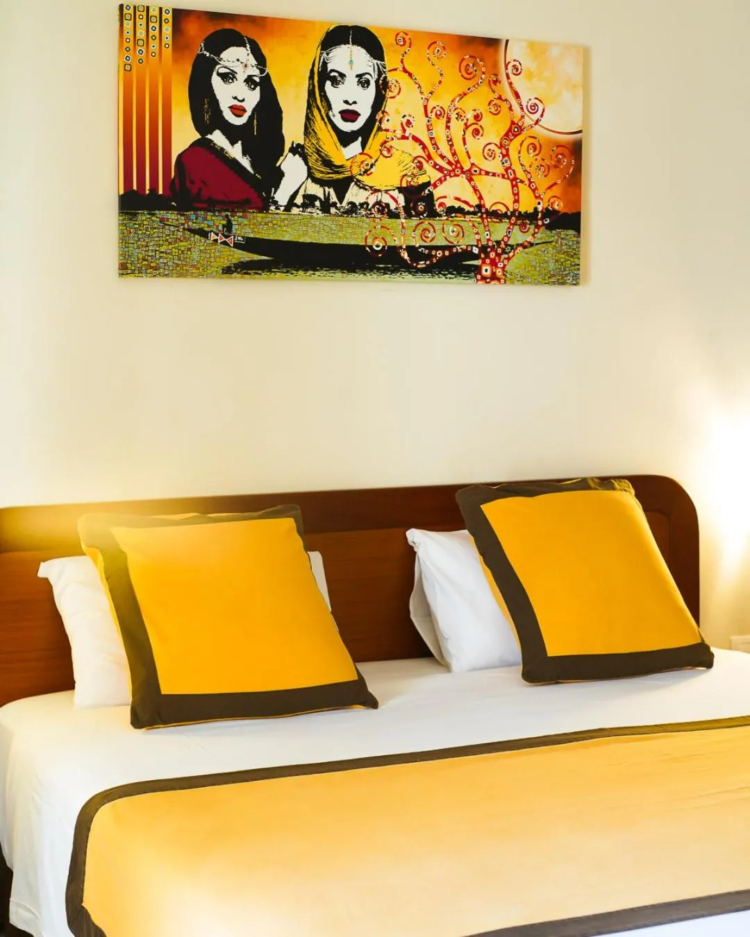 Bed in Café de Rome