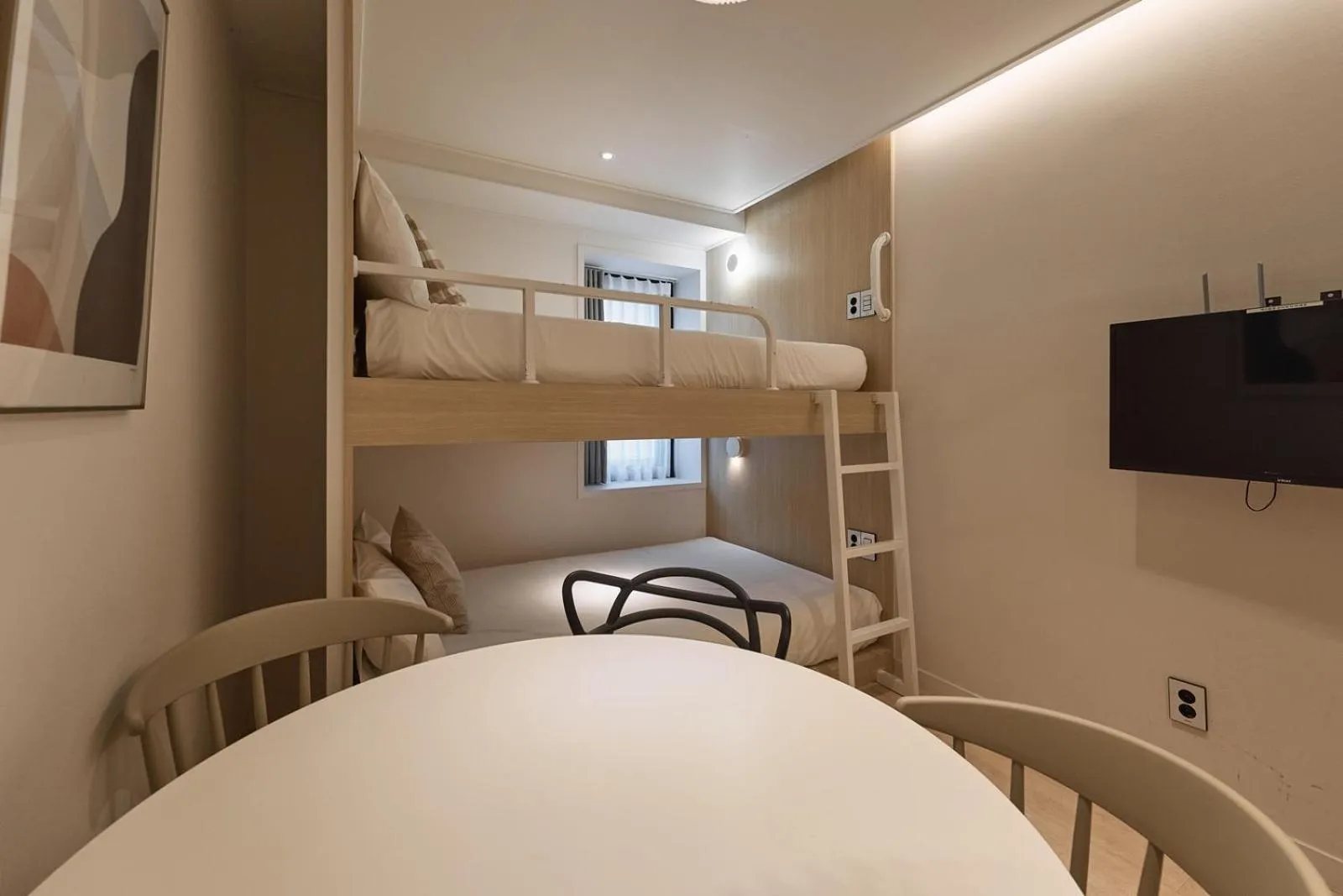 Bed in Artravel Home