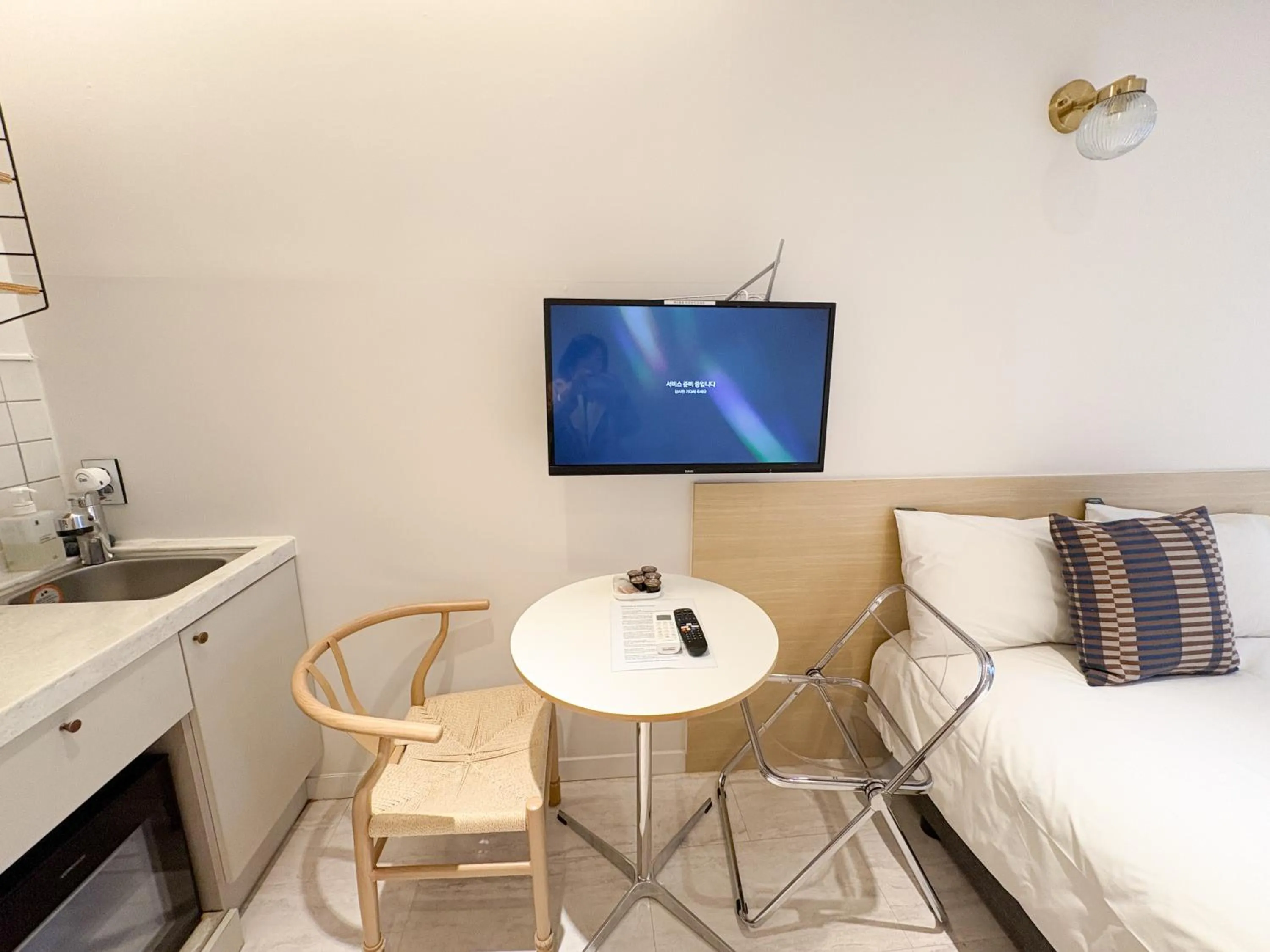 Bed in Artravel Home