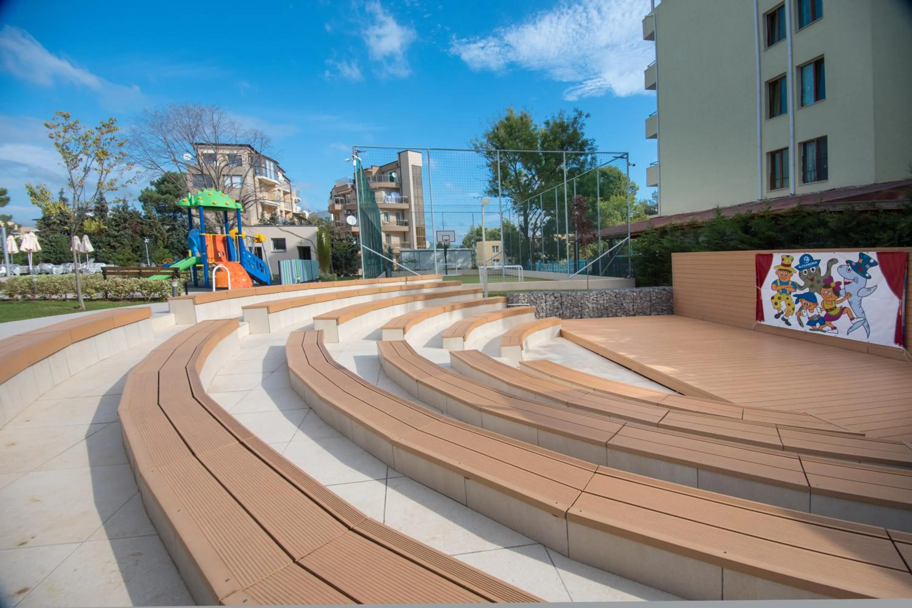 Evening entertainment in Belvedere Hotel - All inclusive