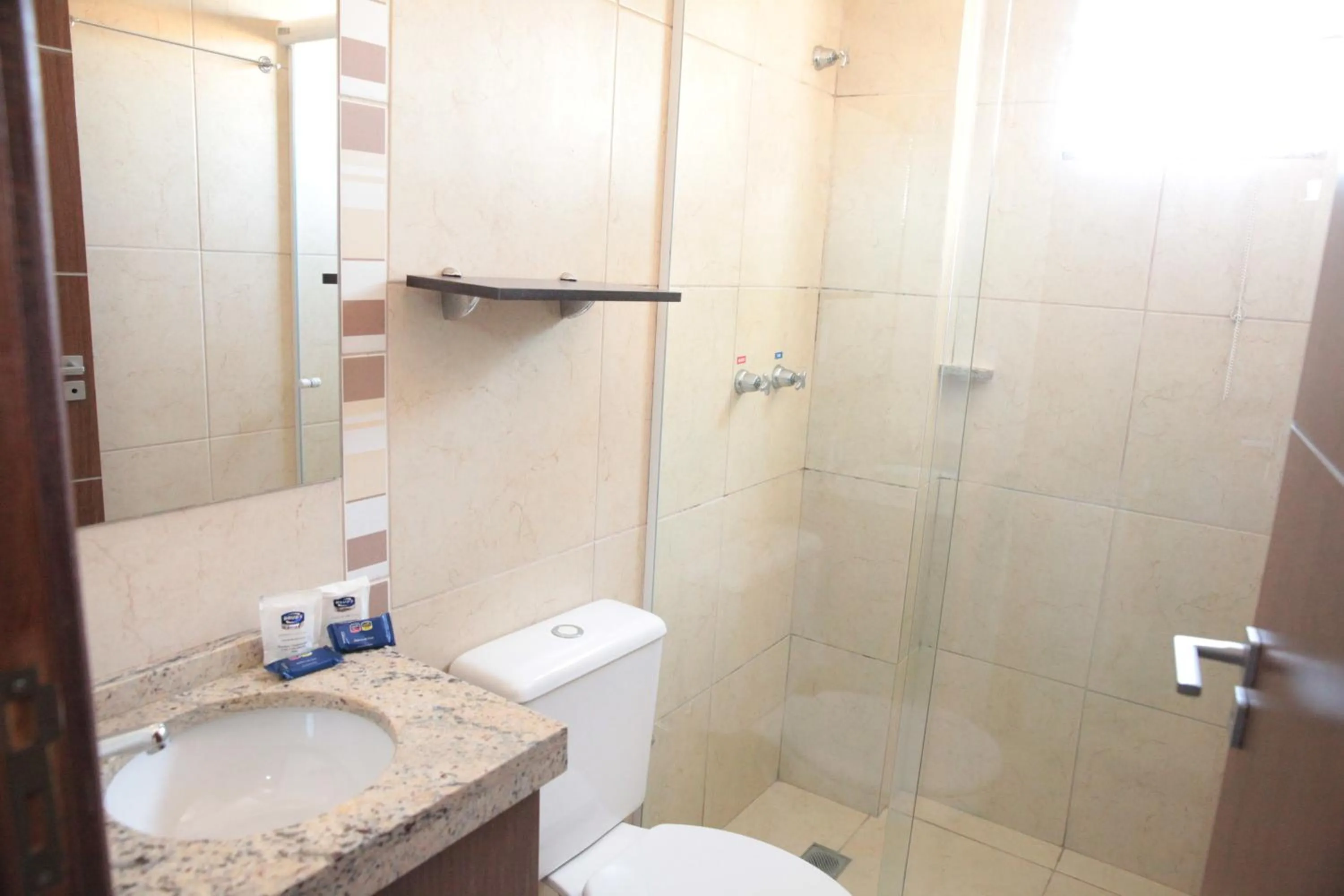 Bathroom in Druds Hotel