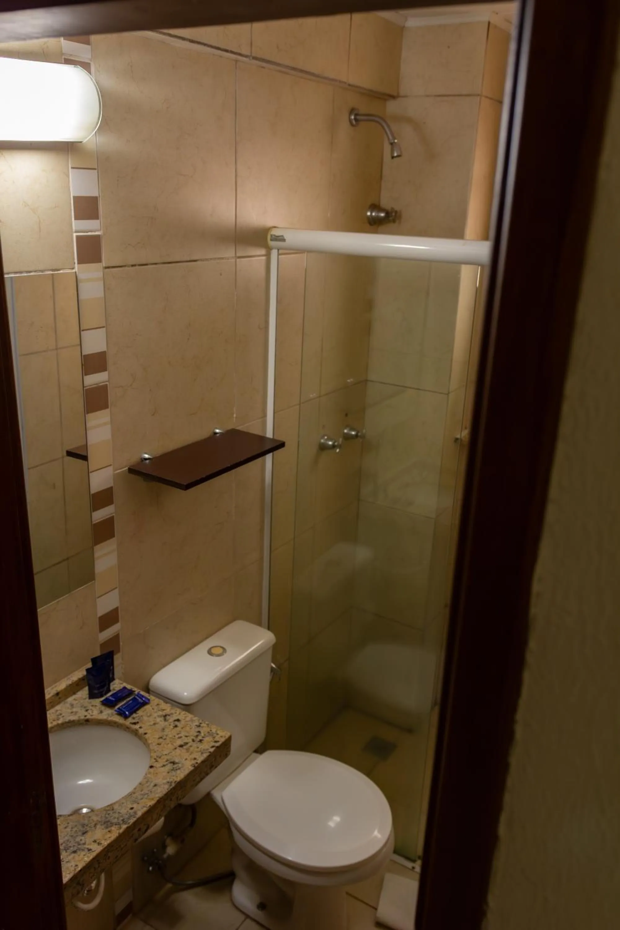 Toilet in Druds Hotel