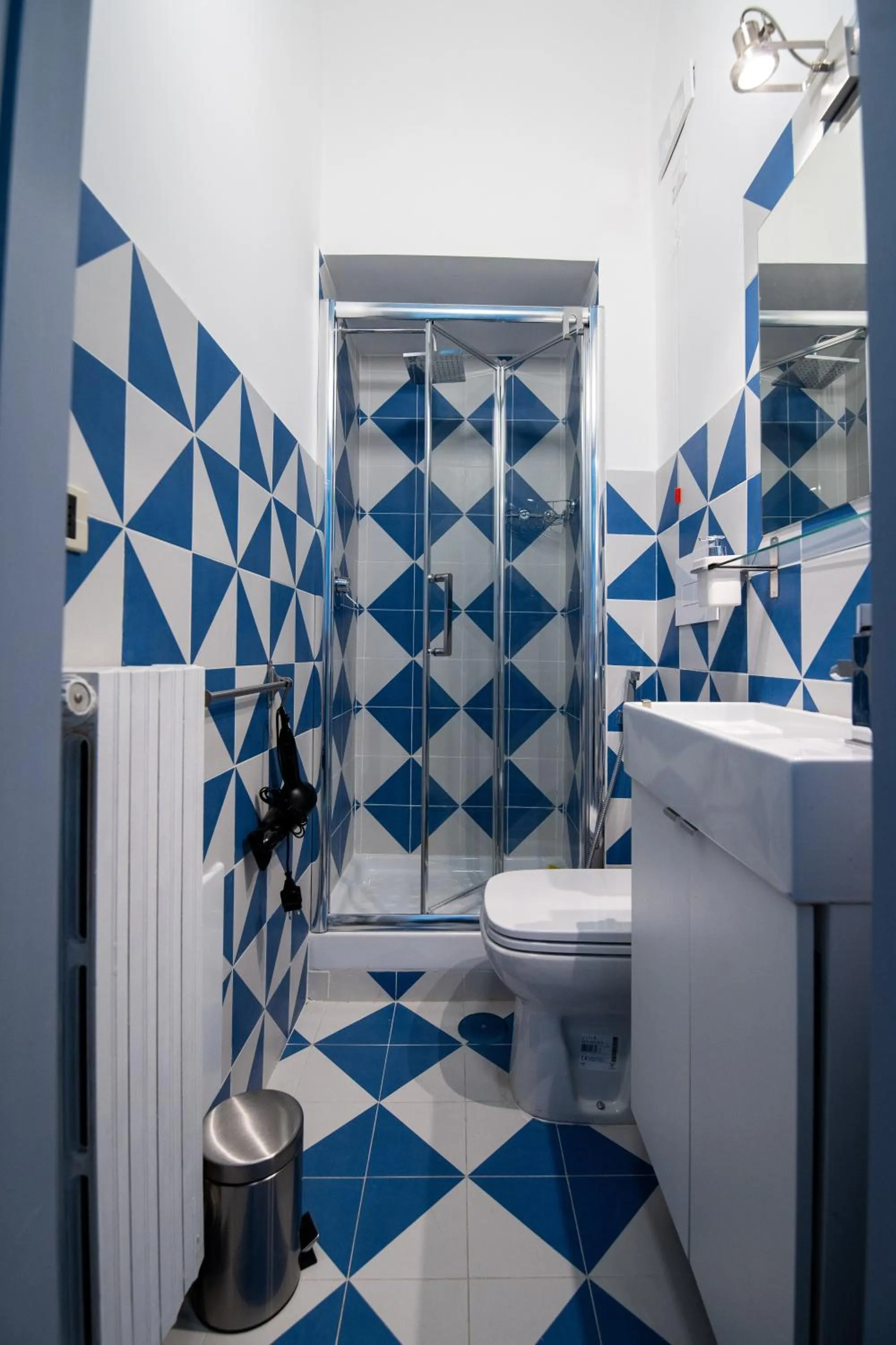 Bathroom in D'Angleterre Guest House