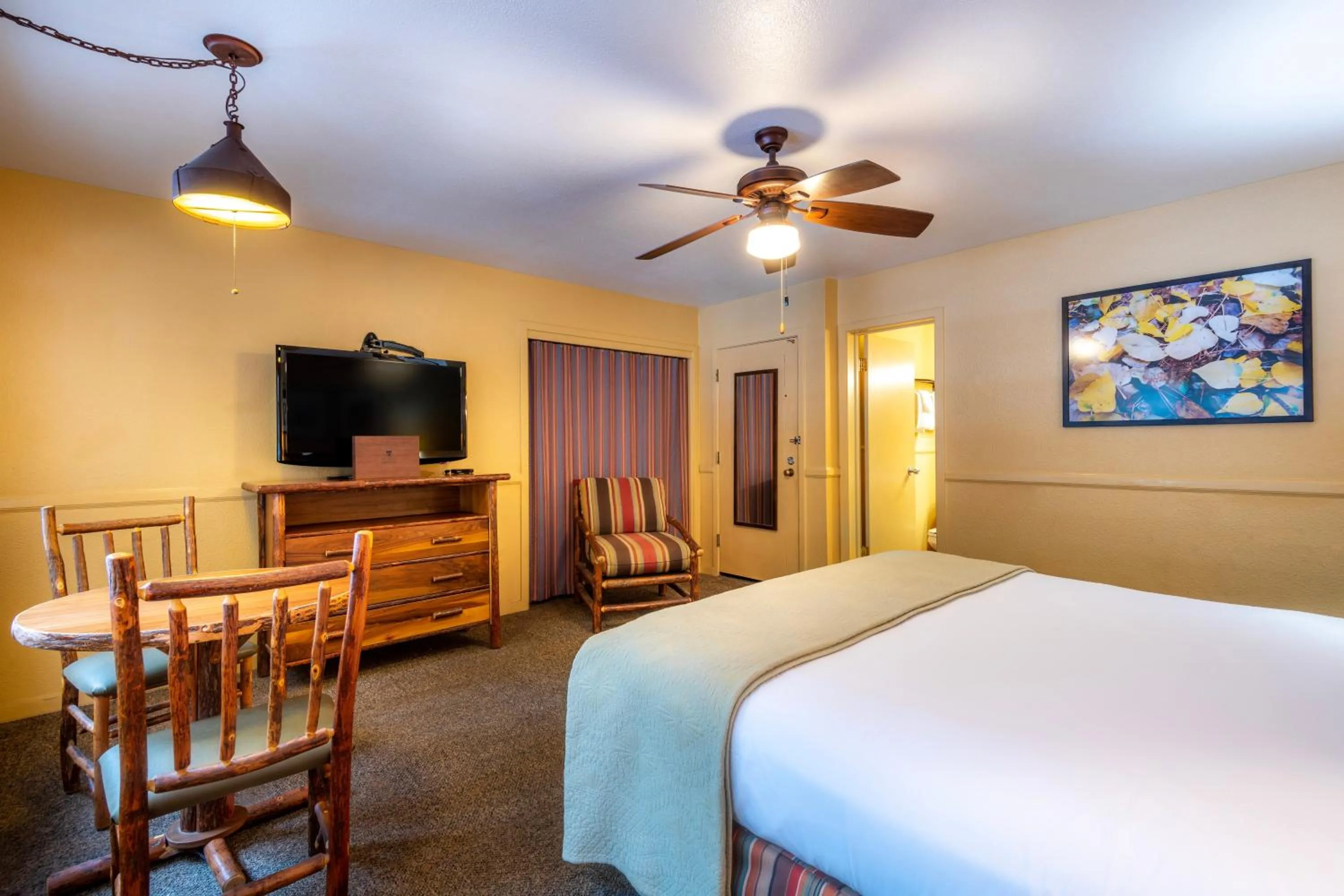 Bed in Yosemite Valley Lodge