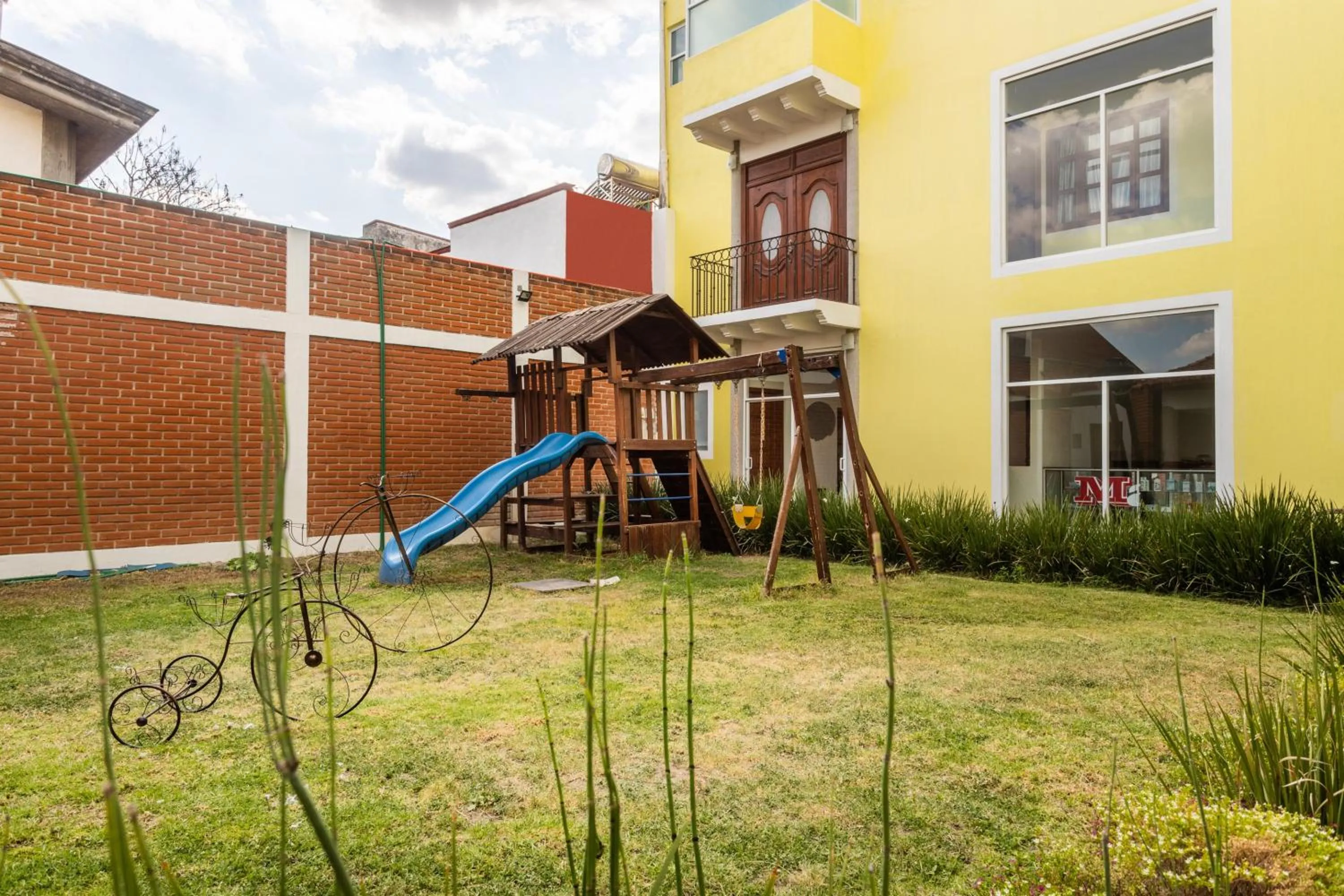 Children play ground in Capital O Hotel Emperadores Inn, Atlixco