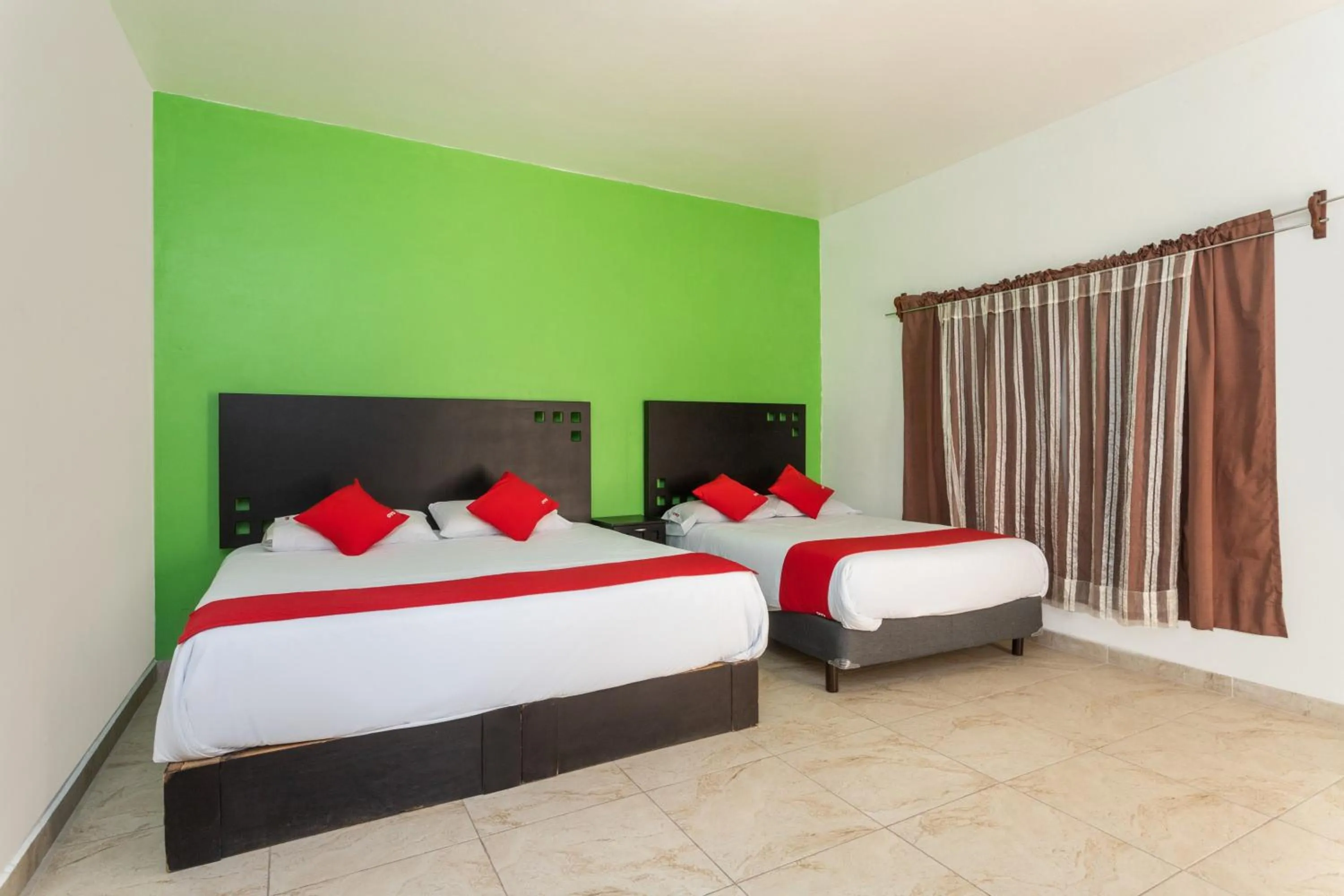 Bedroom, Bed in Capital O Hotel Emperadores Inn, Atlixco