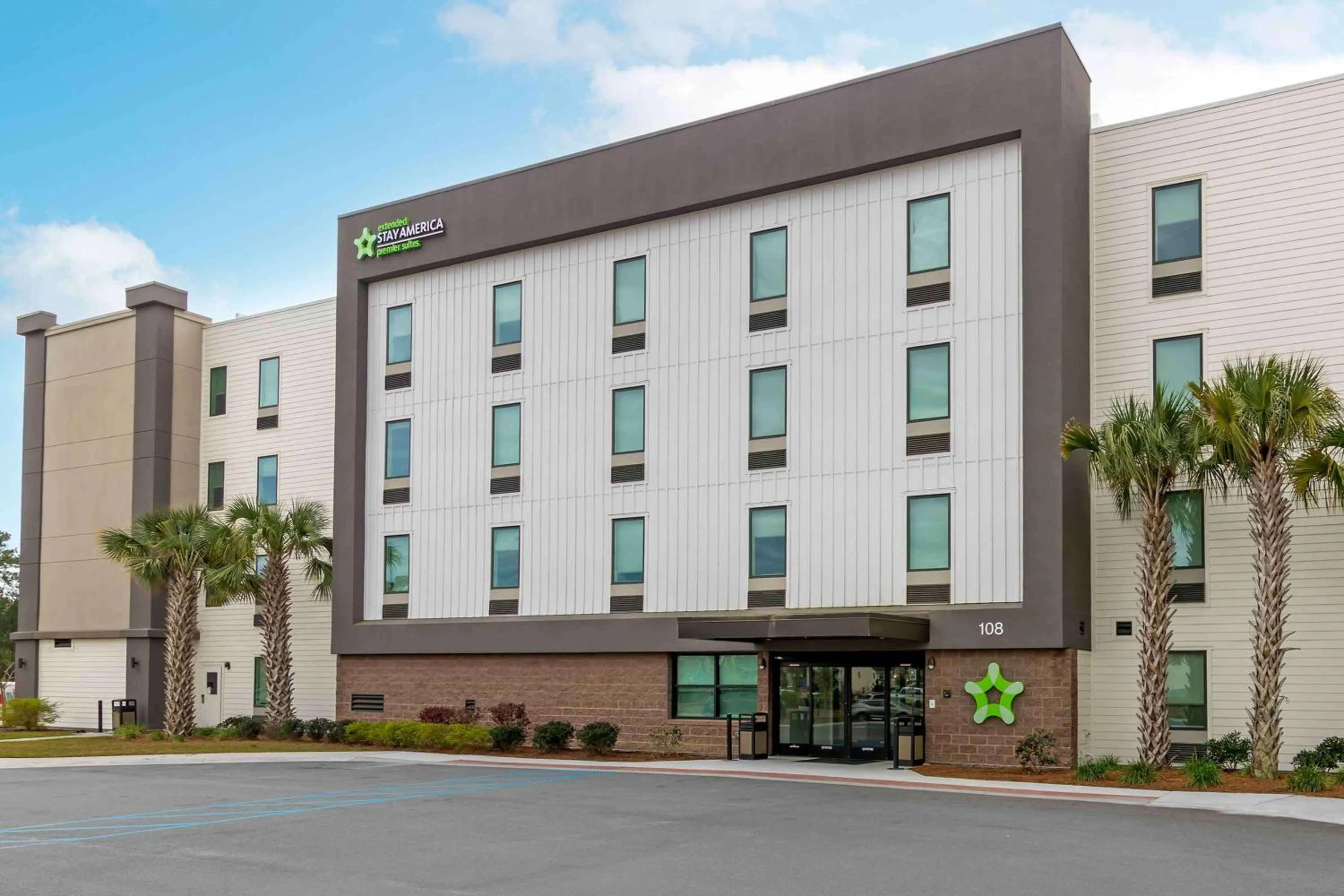 Property building in Extended Stay America Premier Suites - Bluffton - Hilton Head