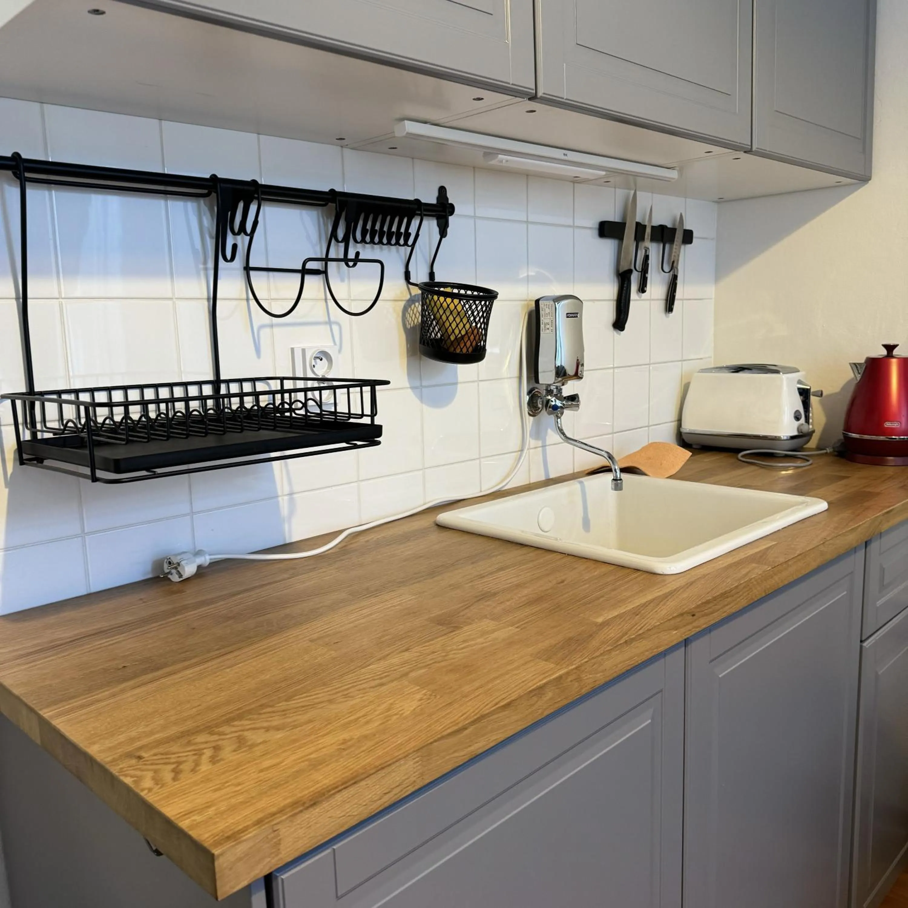 Coffee/tea facilities in Hotel Avion