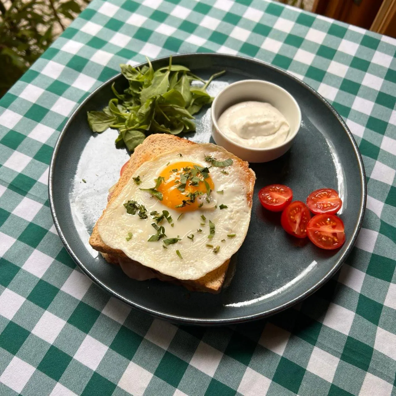 Breakfast in Hotel Avion