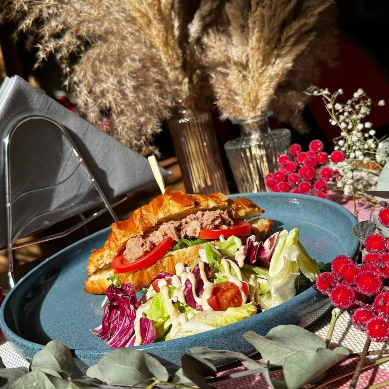 Breakfast in Hotel Avion