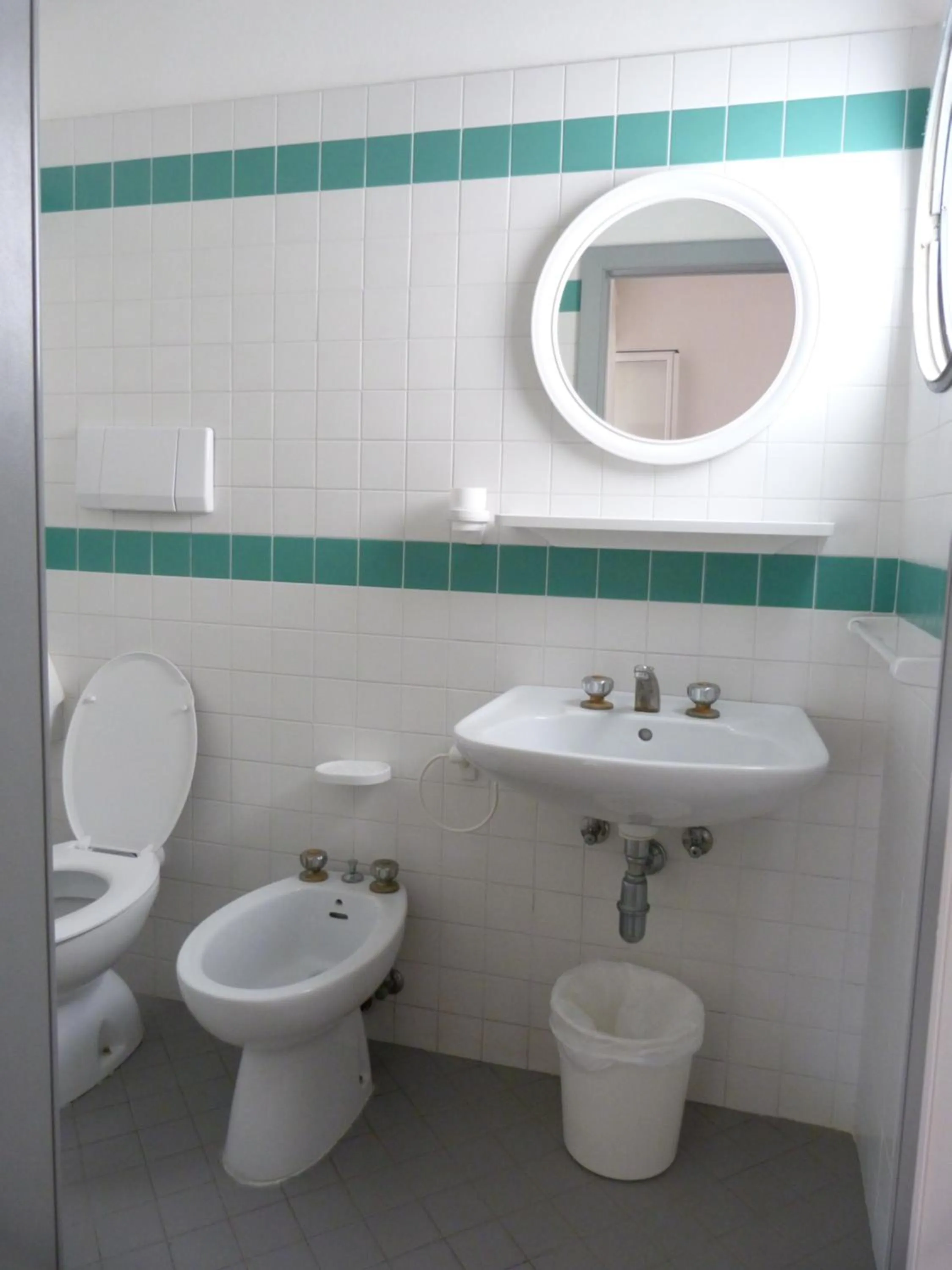 Toilet in Hotel Monti