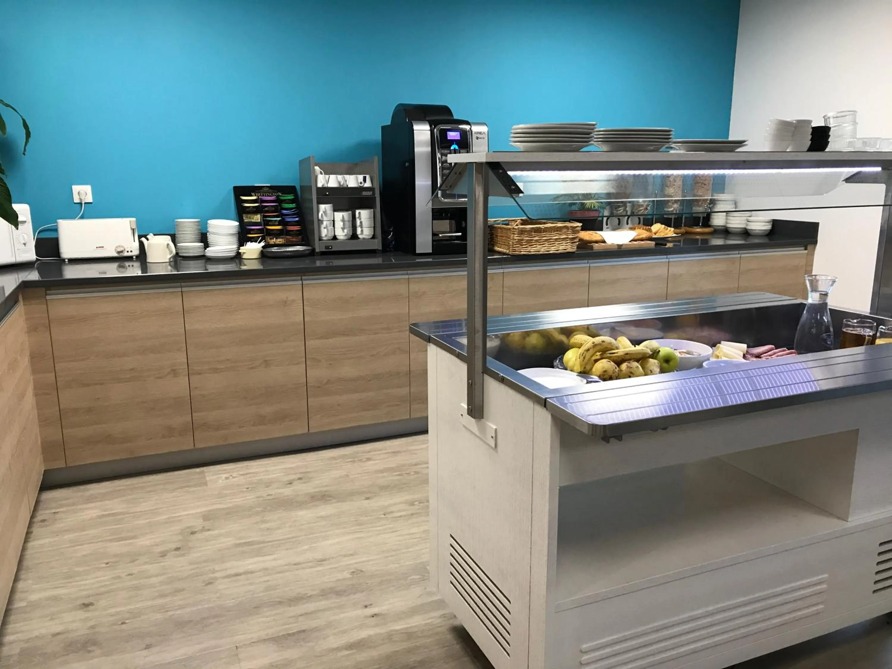 Buffet breakfast in Hôtel Lacour