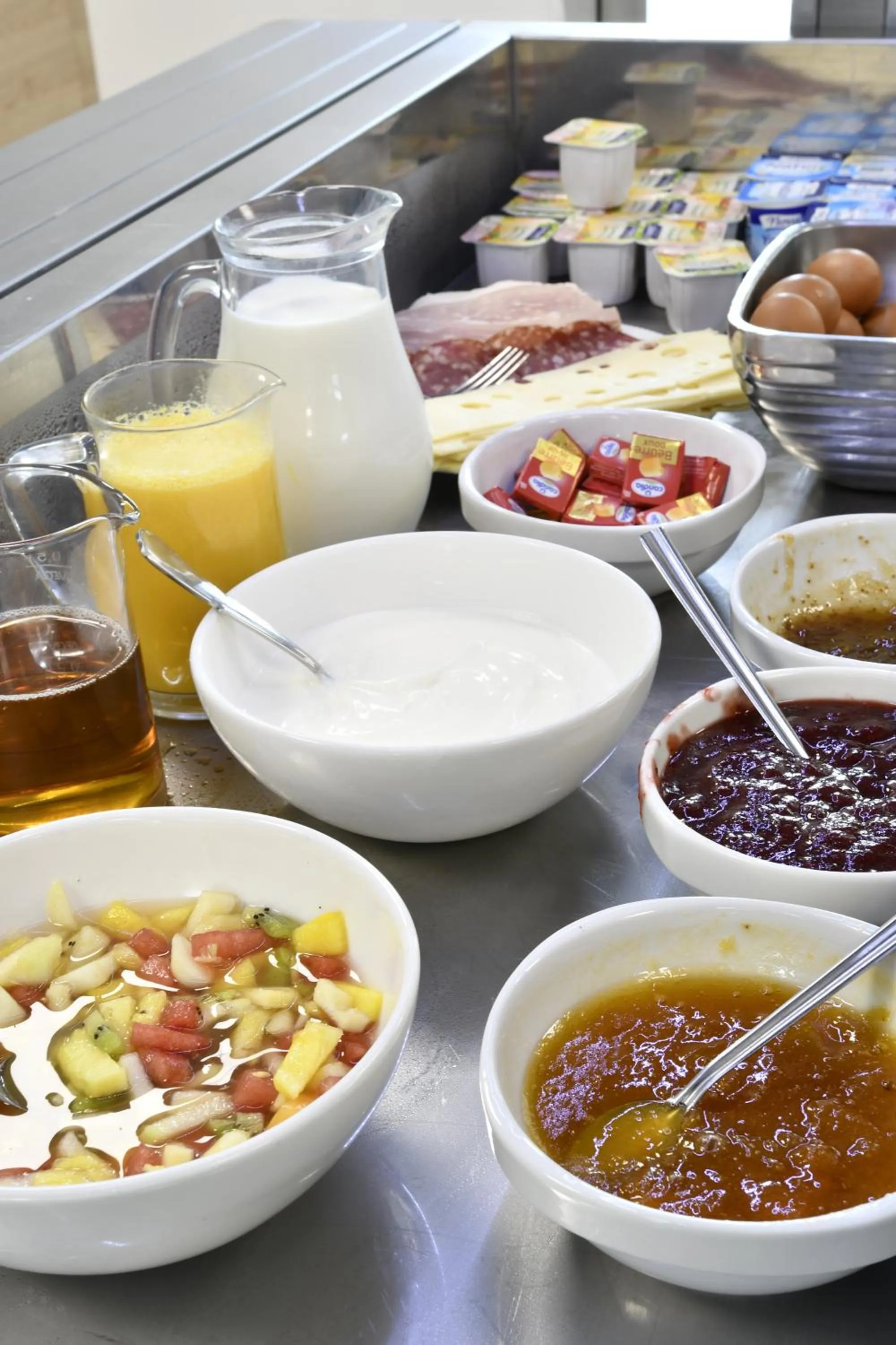 Restaurant/places to eat in Hôtel Lacour