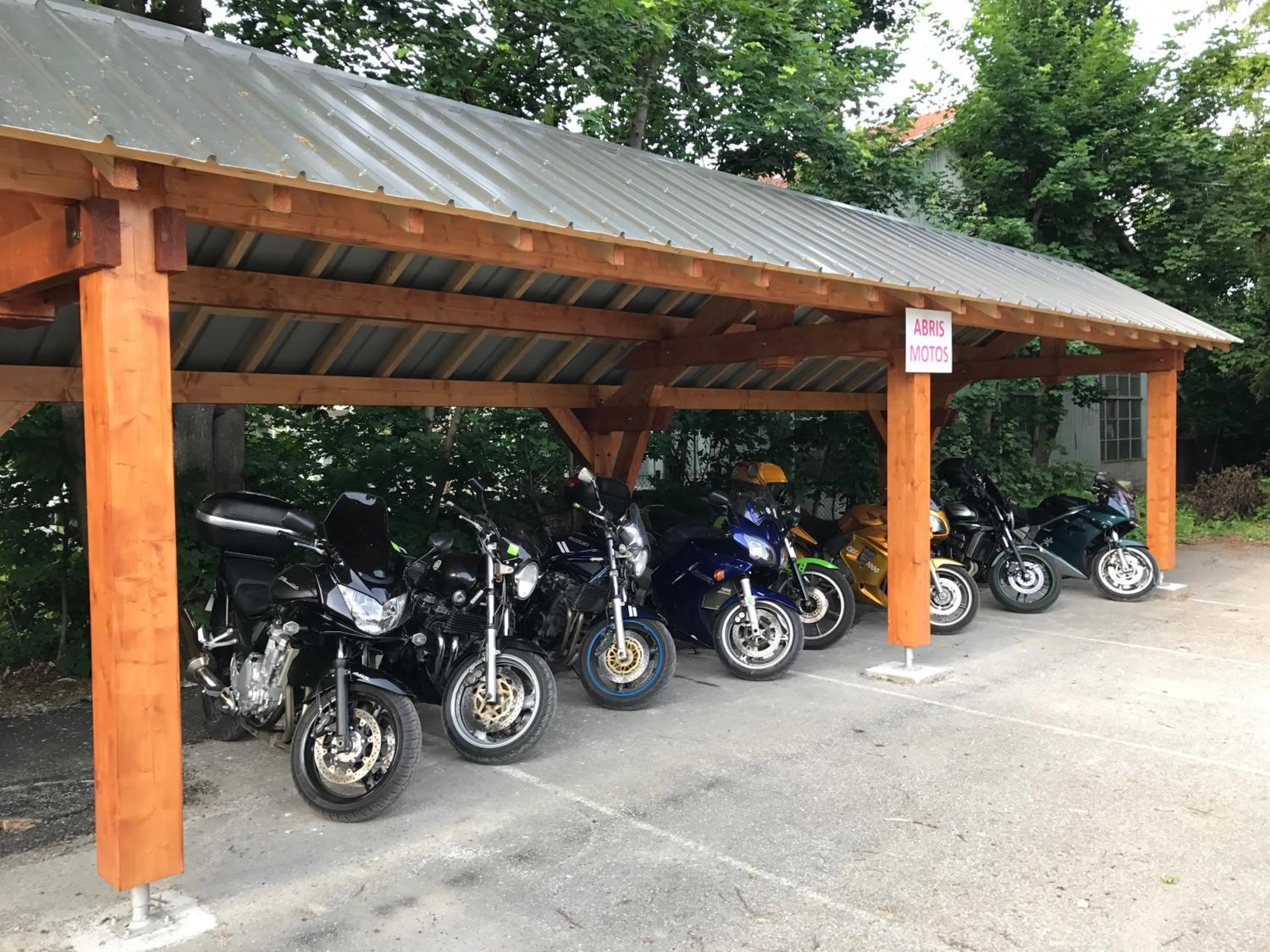 Activities in Hôtel Lacour