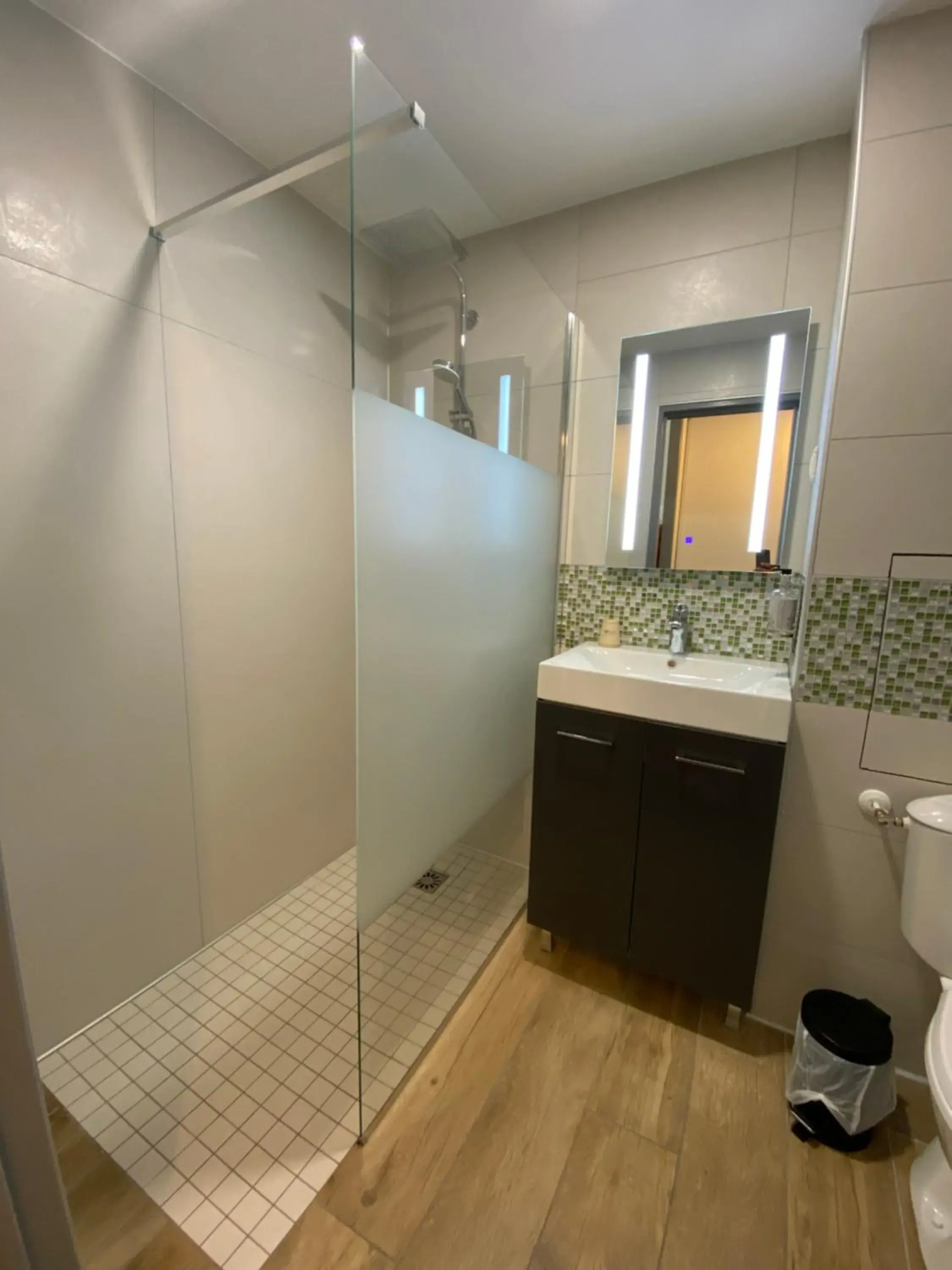 Quadruple Room with Garden View in Hôtel Lacour Quadruple Room with Garden View in Hôtel Lacour