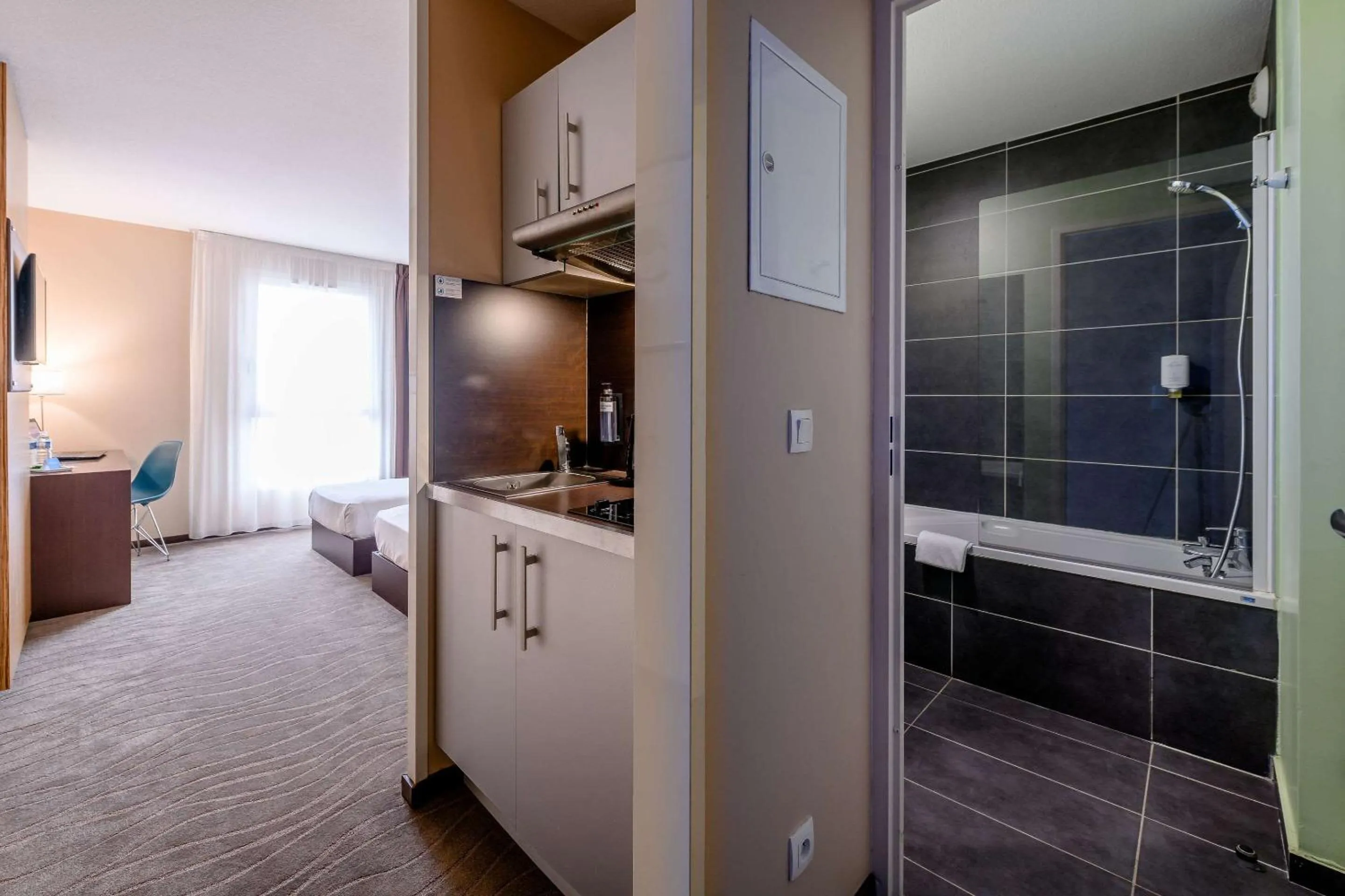 Bedroom in Comfort Aparthotel Bordeaux Begles Arena