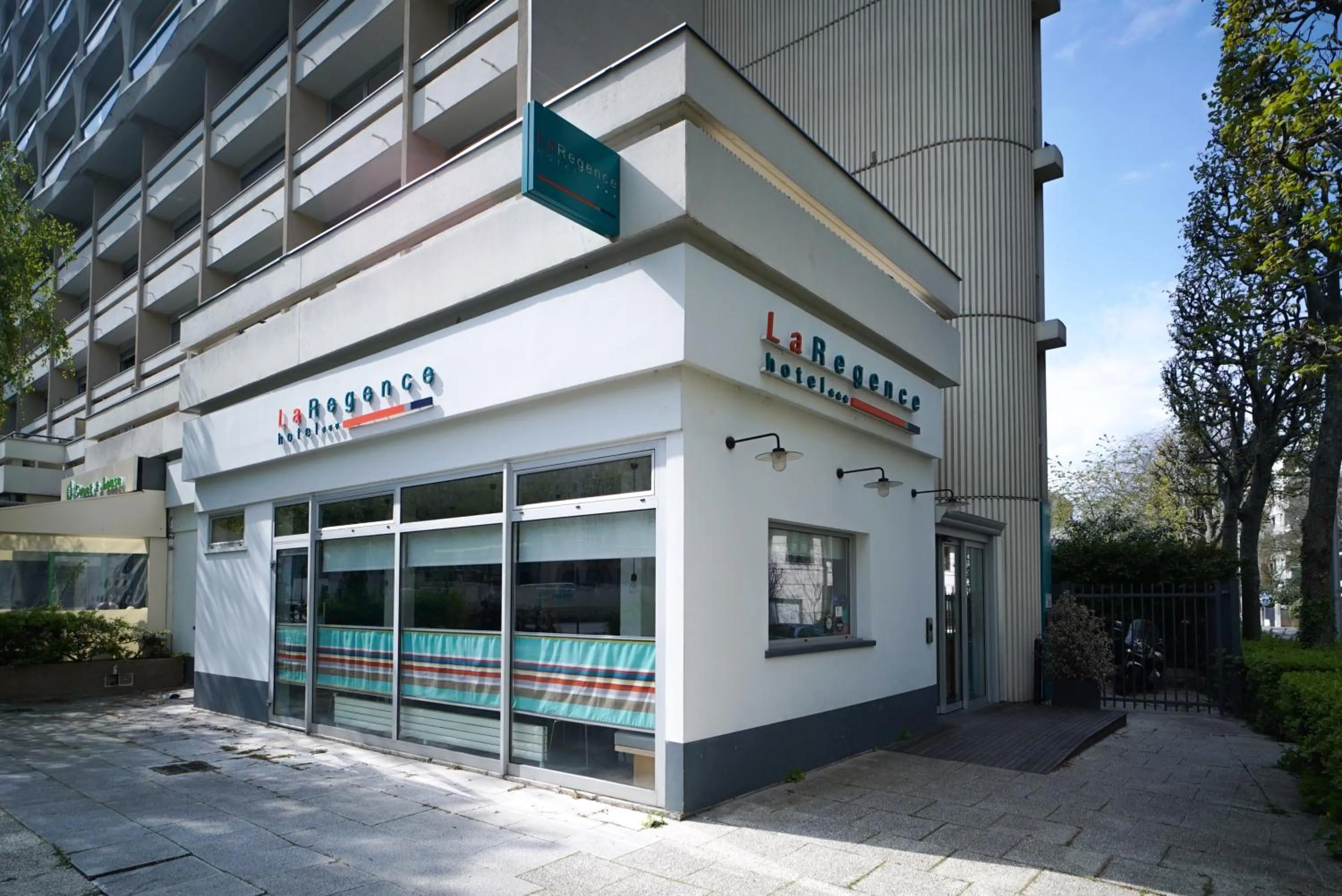 Property building in La Regence