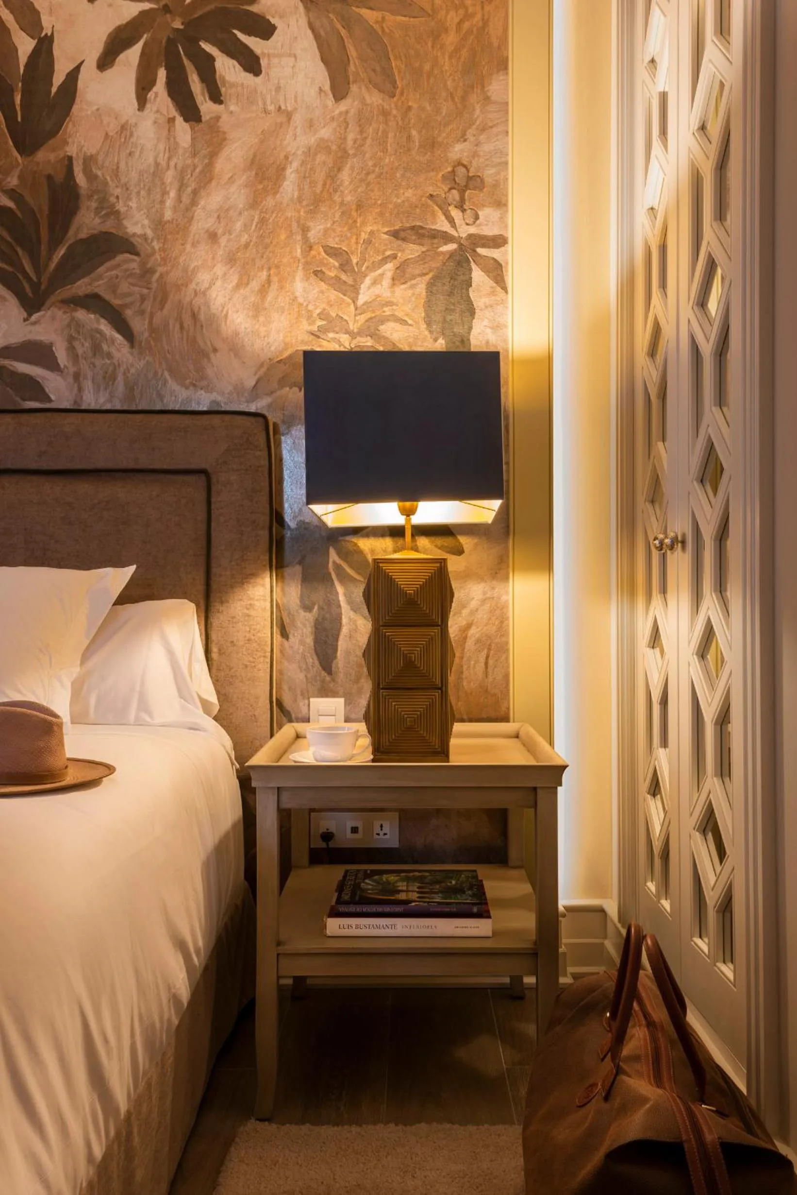 Bed in Casa de Triana Luxury Suites by Casa del Poeta