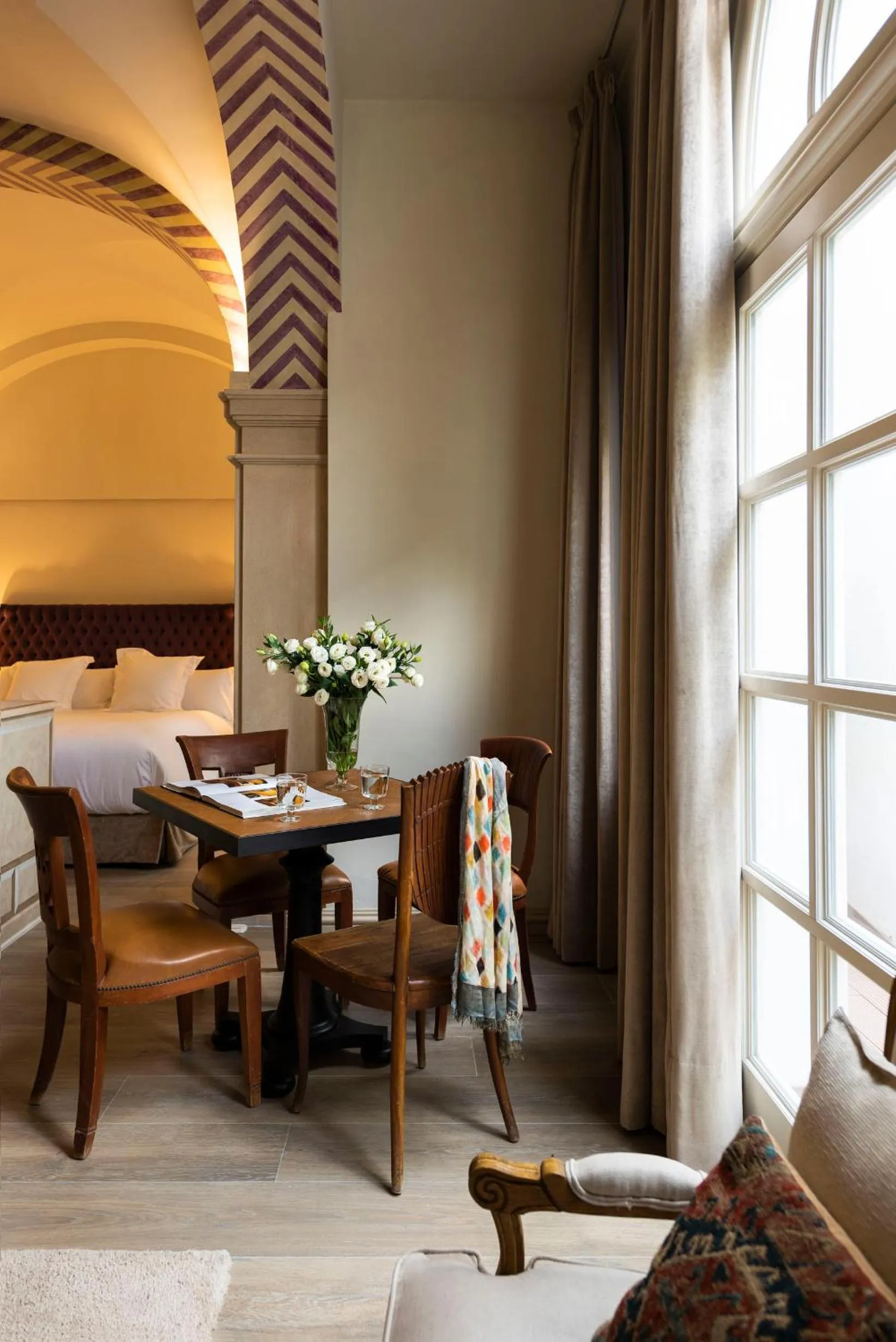 Dining area, Bed in Casa de Triana Luxury Suites by Casa del Poeta