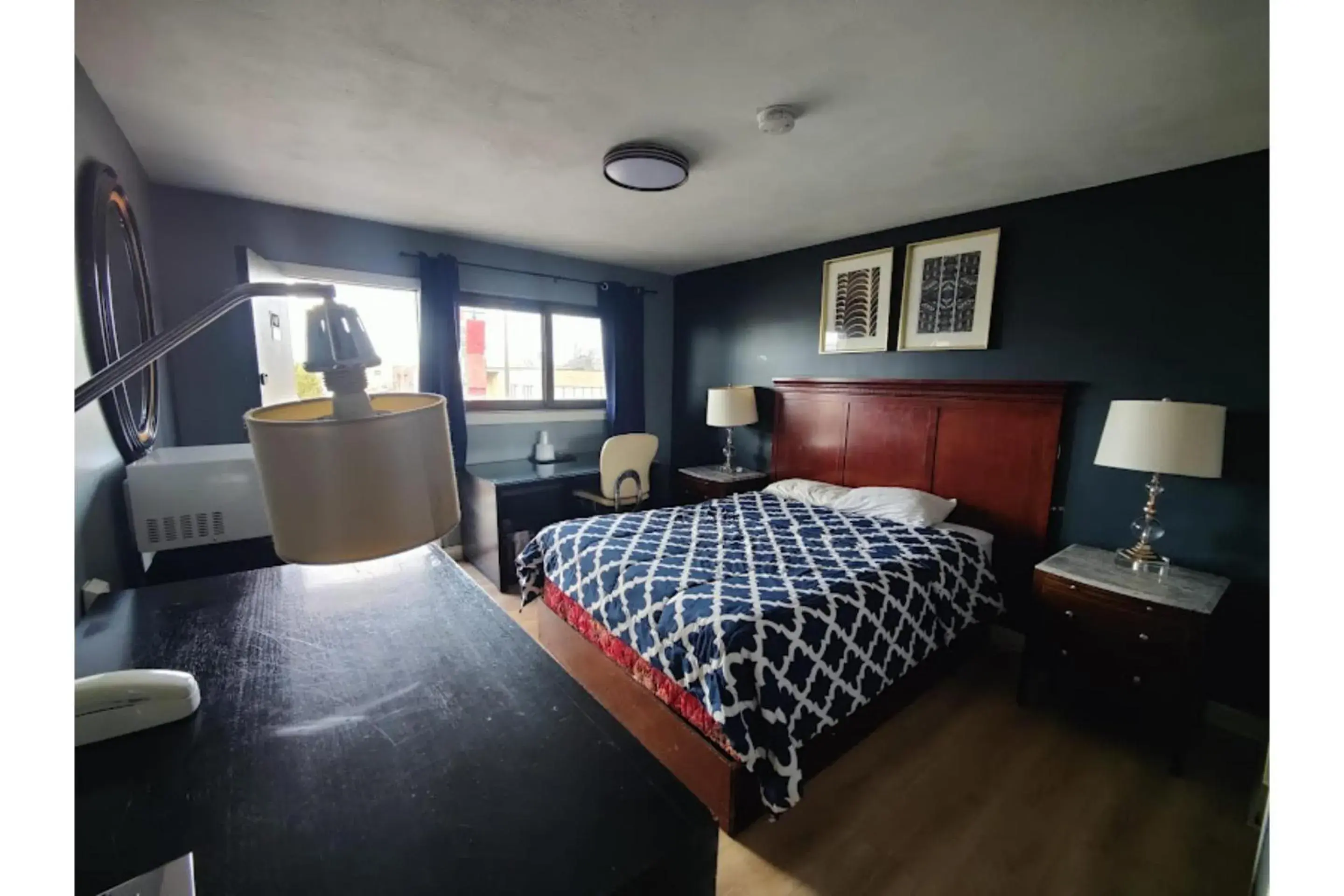 Queen Bed Non-Smoking in Motel Edgebrook Chicago North Shore By Oyo Queen Bed Non-Smoking in Motel Edgebrook Chicago North Shore By Oyo