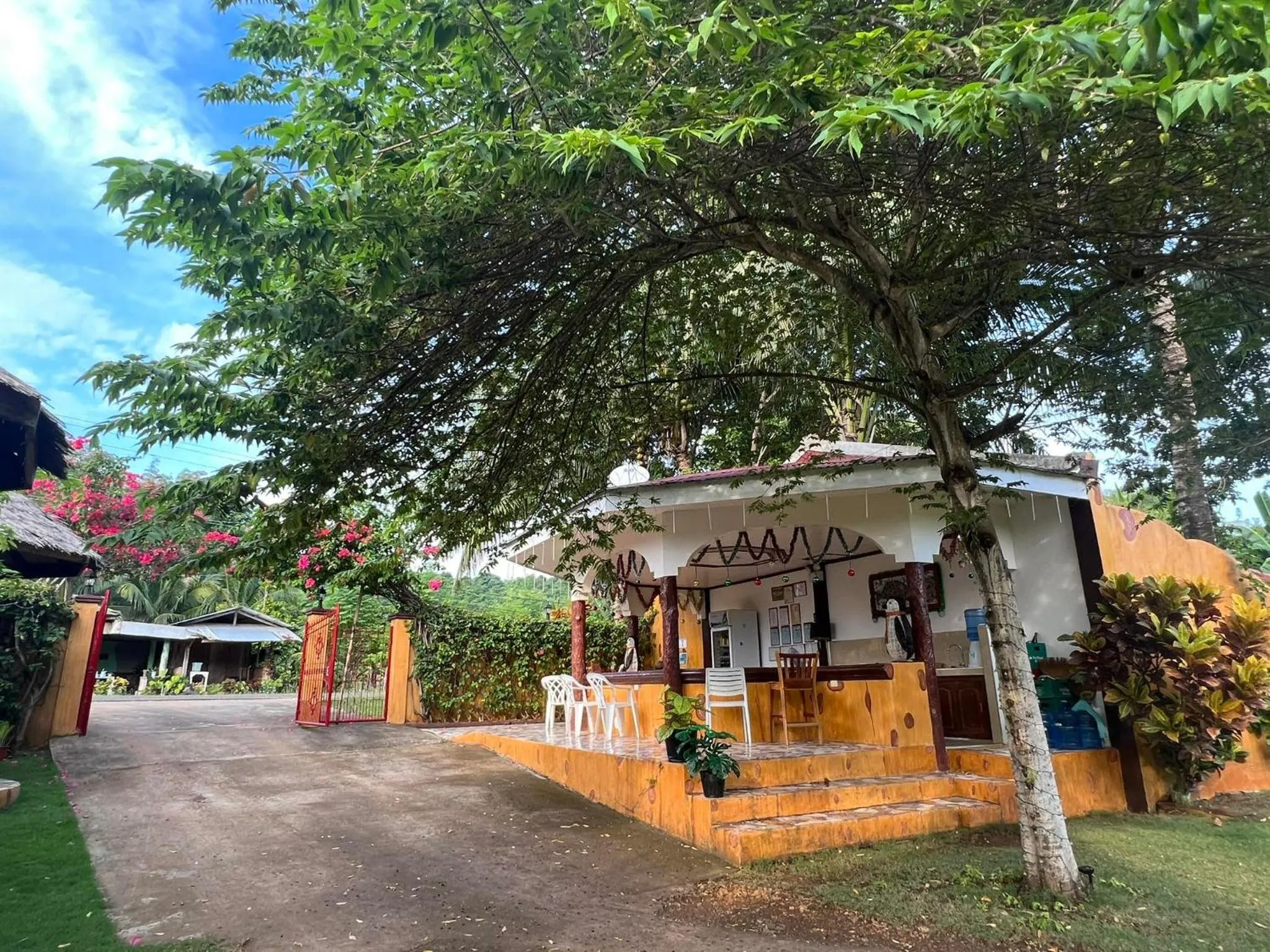 E&N Paradise Island Resort