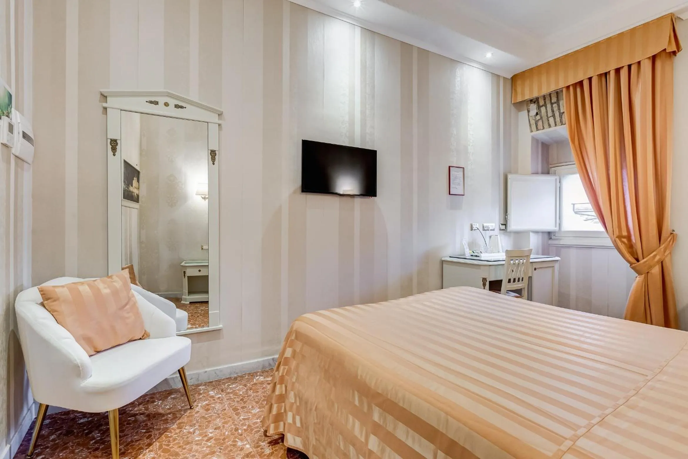 Bedroom, Bed in Navona Queen Rooftop