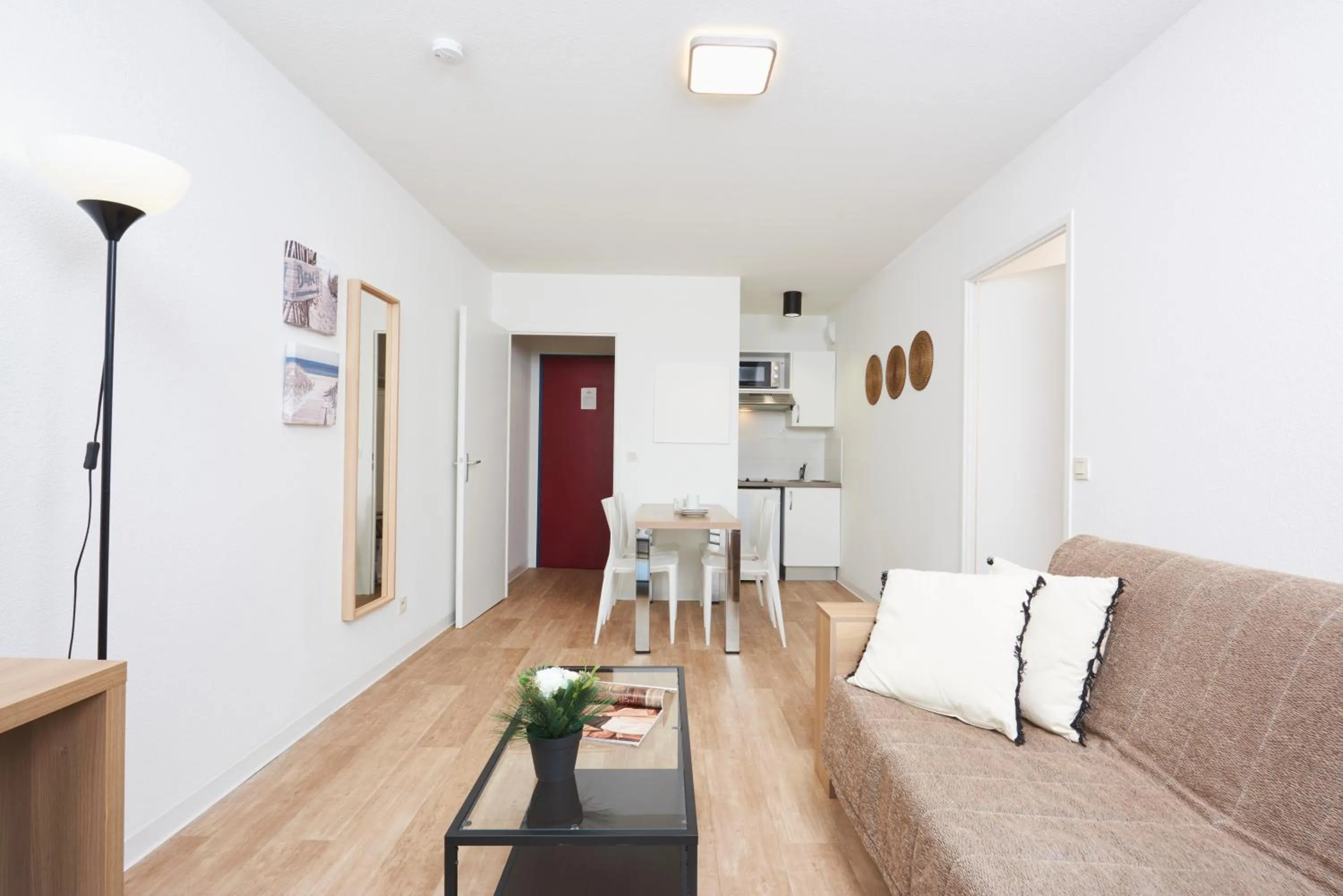 Living room in Ténéo Apparthotel Talence - Centre