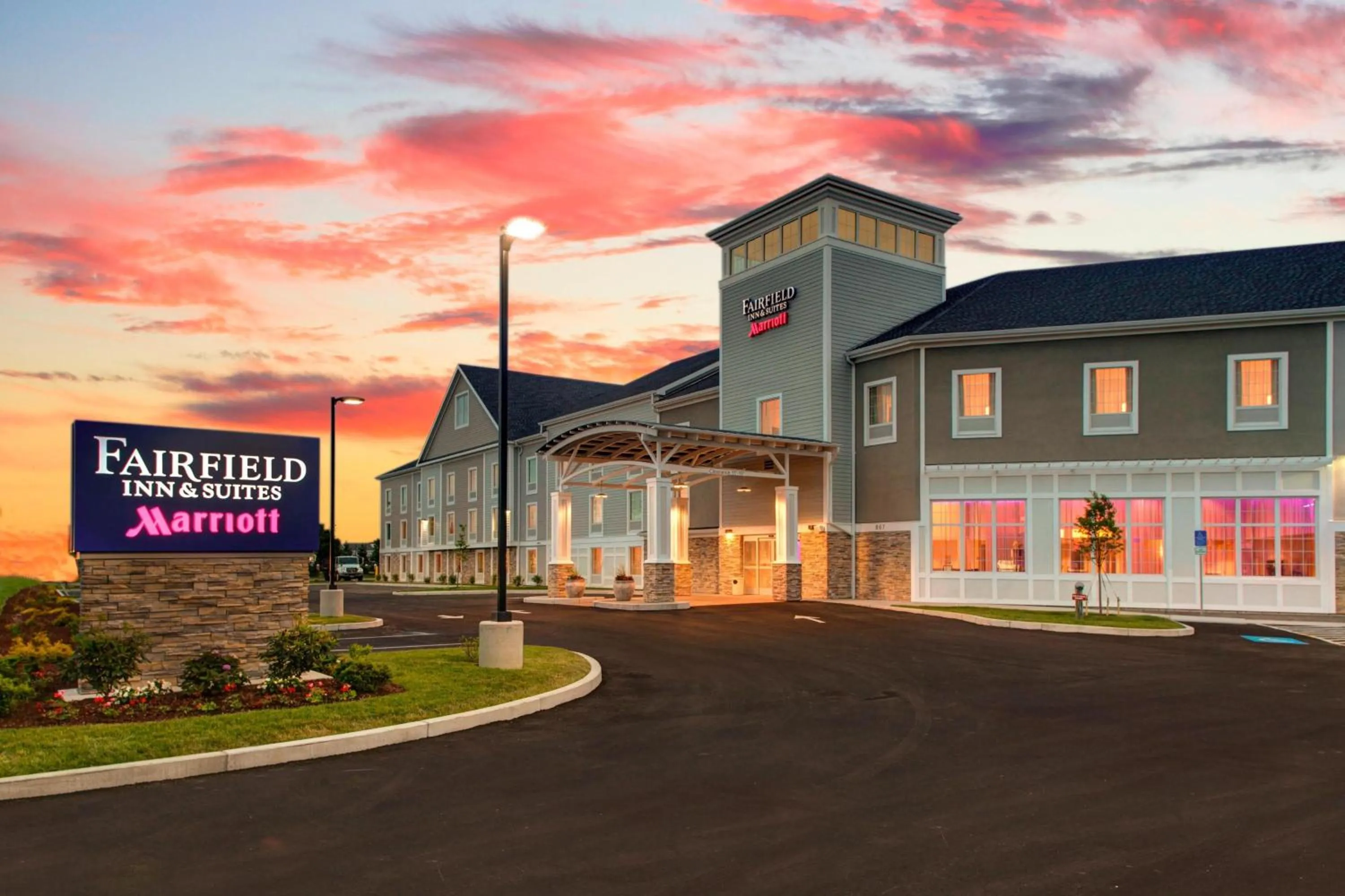 Property building in Fairfield Inn & Suites by Marriott Cape Cod Hyannis