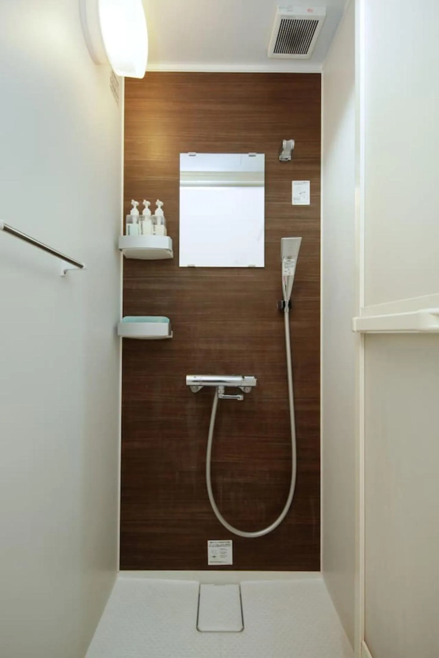 Nano North Shinjuku Apartment by Tranova