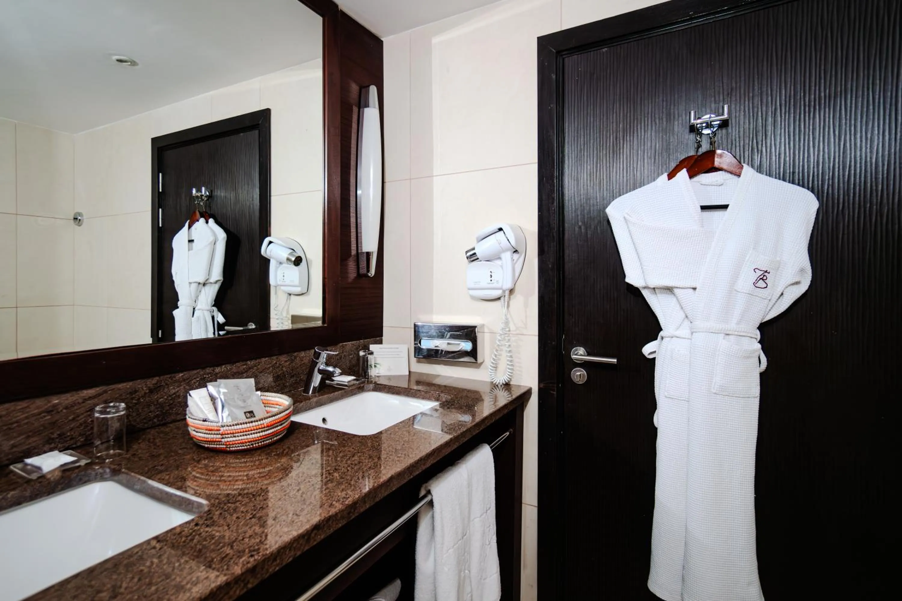 Bathroom in Terrou-Bi