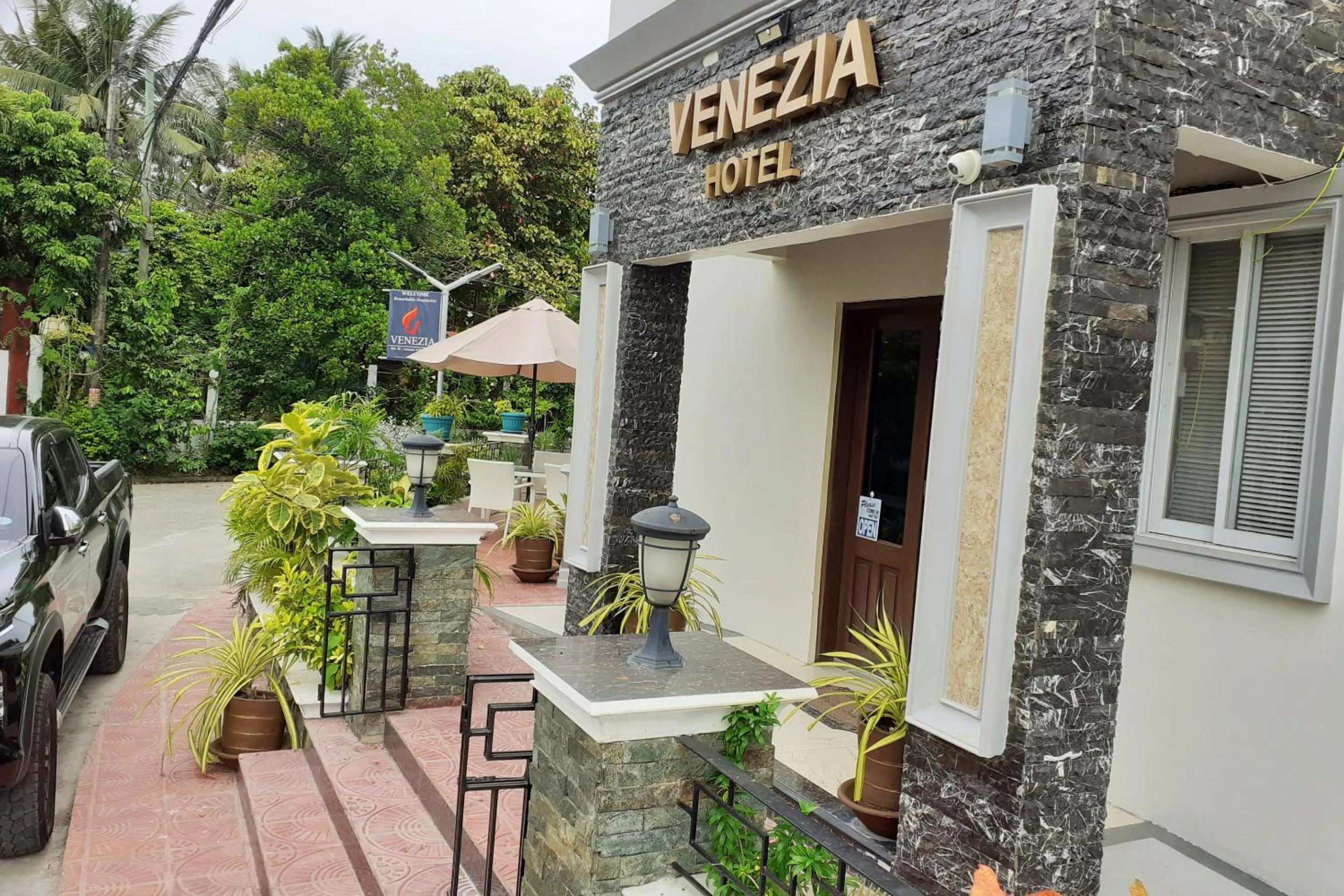 Property building in Venezia Suites Hotel Iloilo