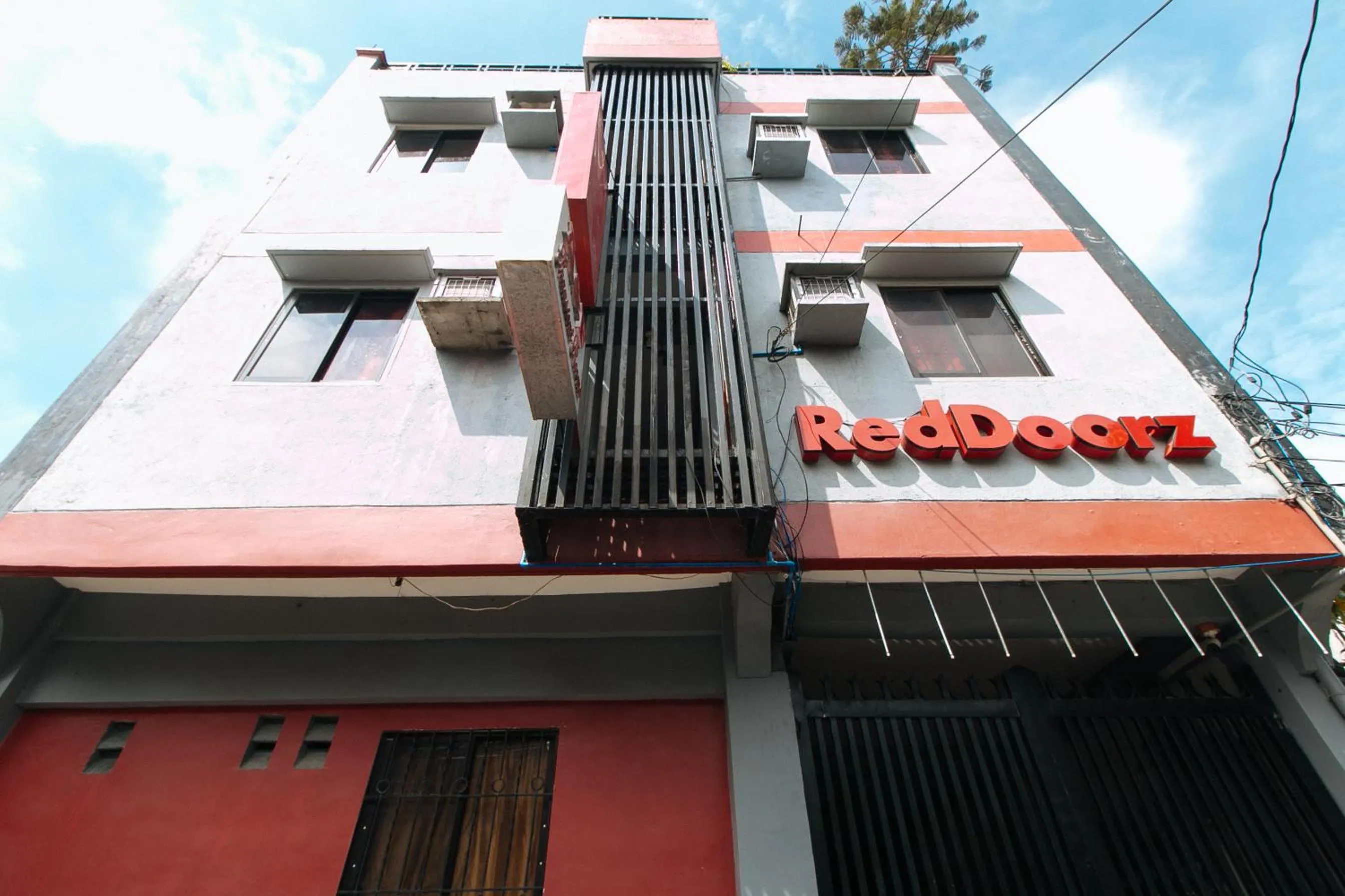 Property building in RedDoorz at A&F C5 Pinagsama Taguig