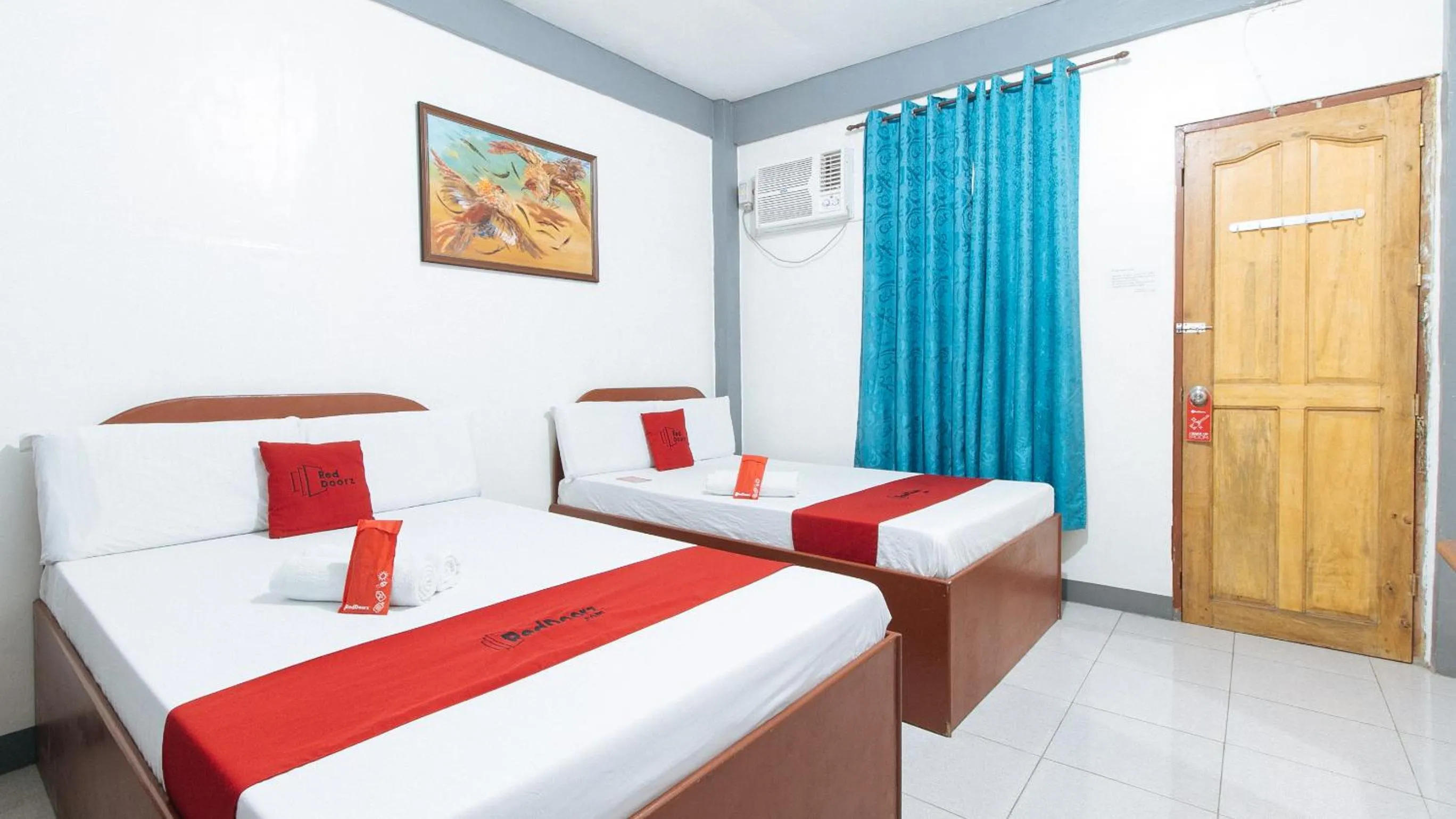 Bed in RedDoorz at A&F C5 Pinagsama Taguig