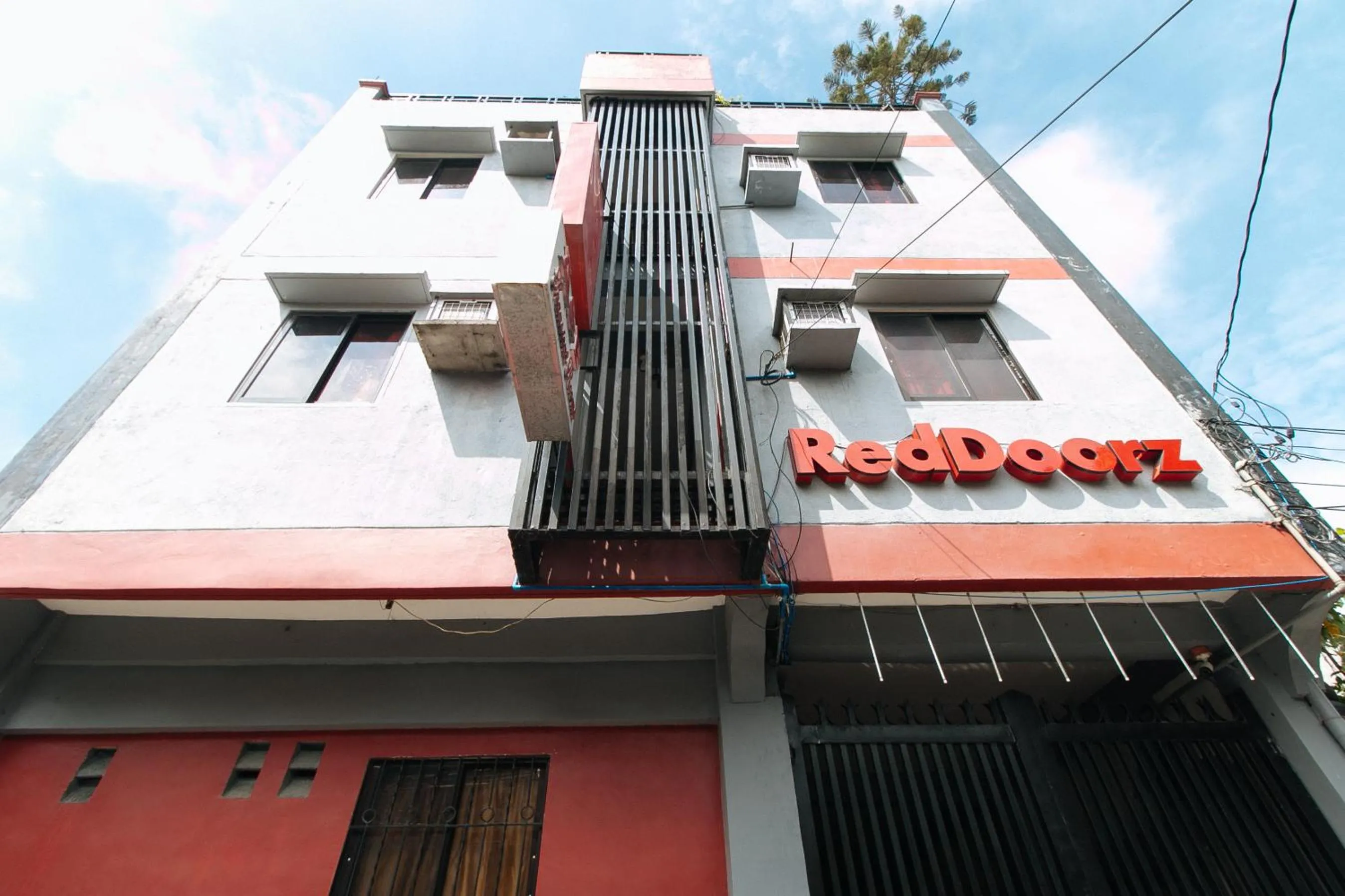 Property building in RedDoorz at A&F C5 Pinagsama Taguig