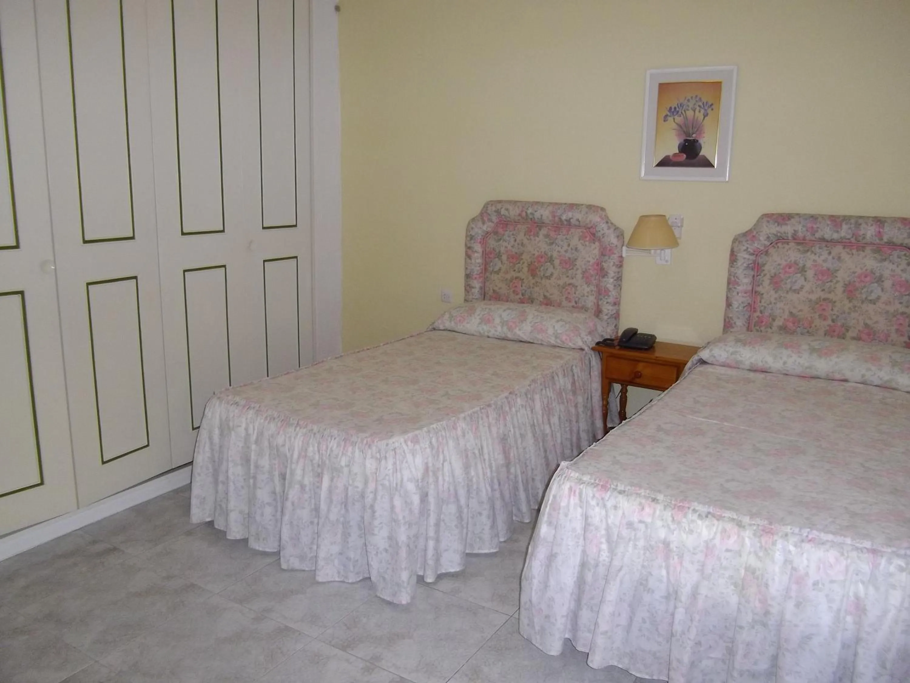 Bed in Hotel Sacratif