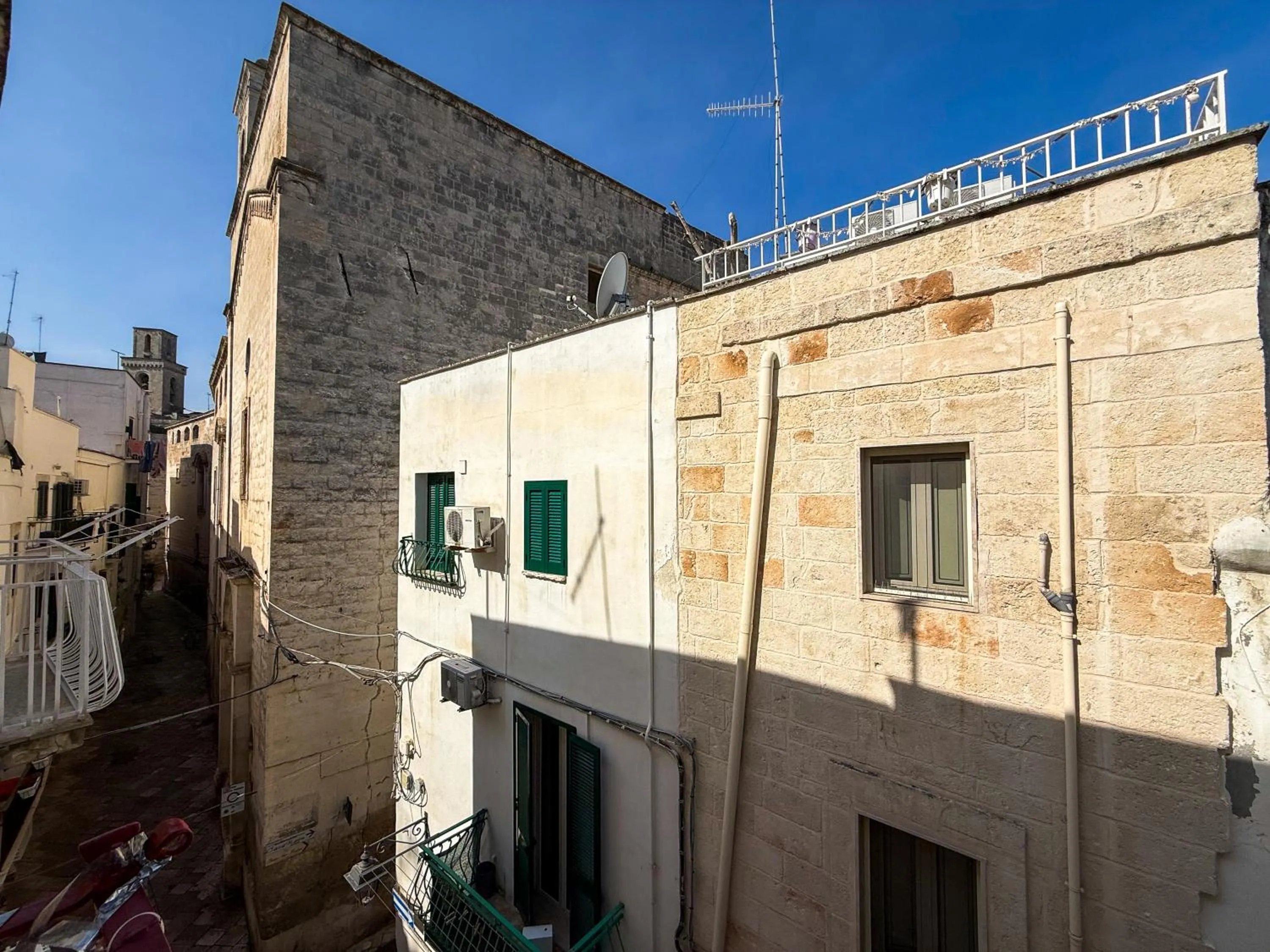 Al Fly- Enjoy Apulia